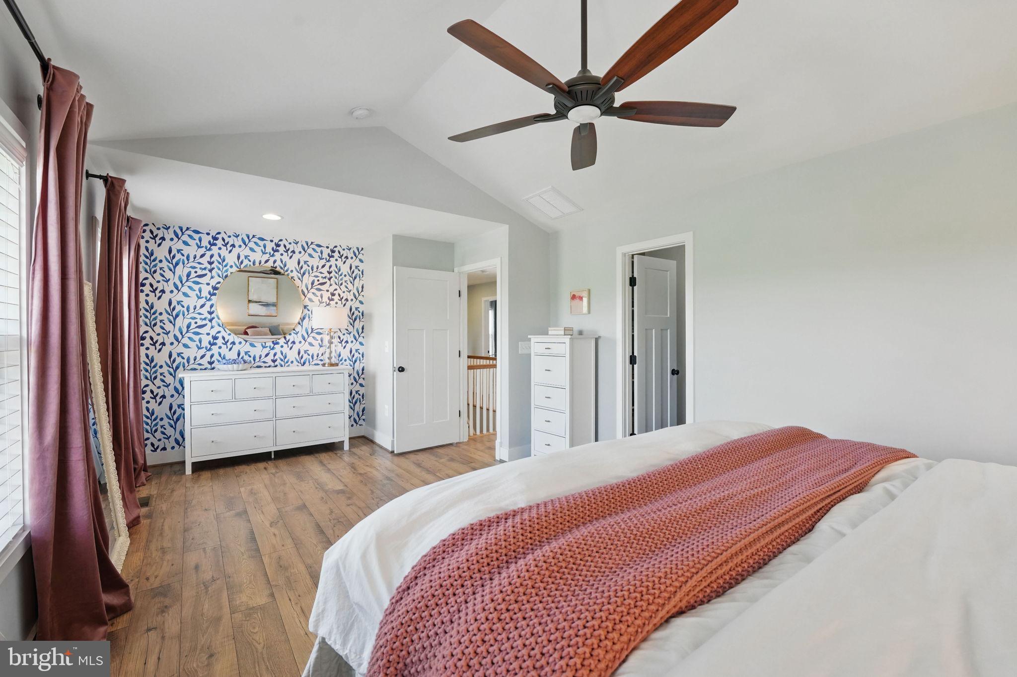 EMBREY MILL - Residential