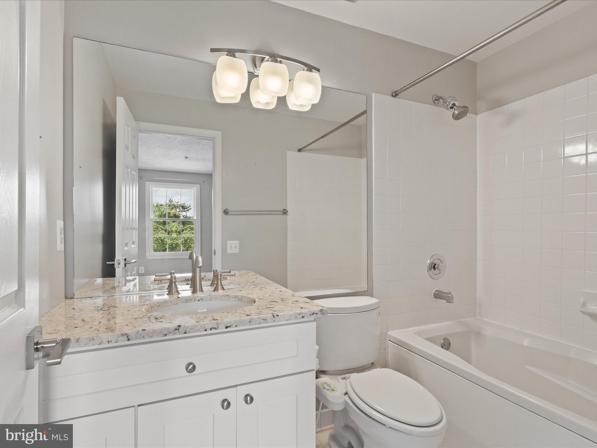 LEE LANDING - Residential