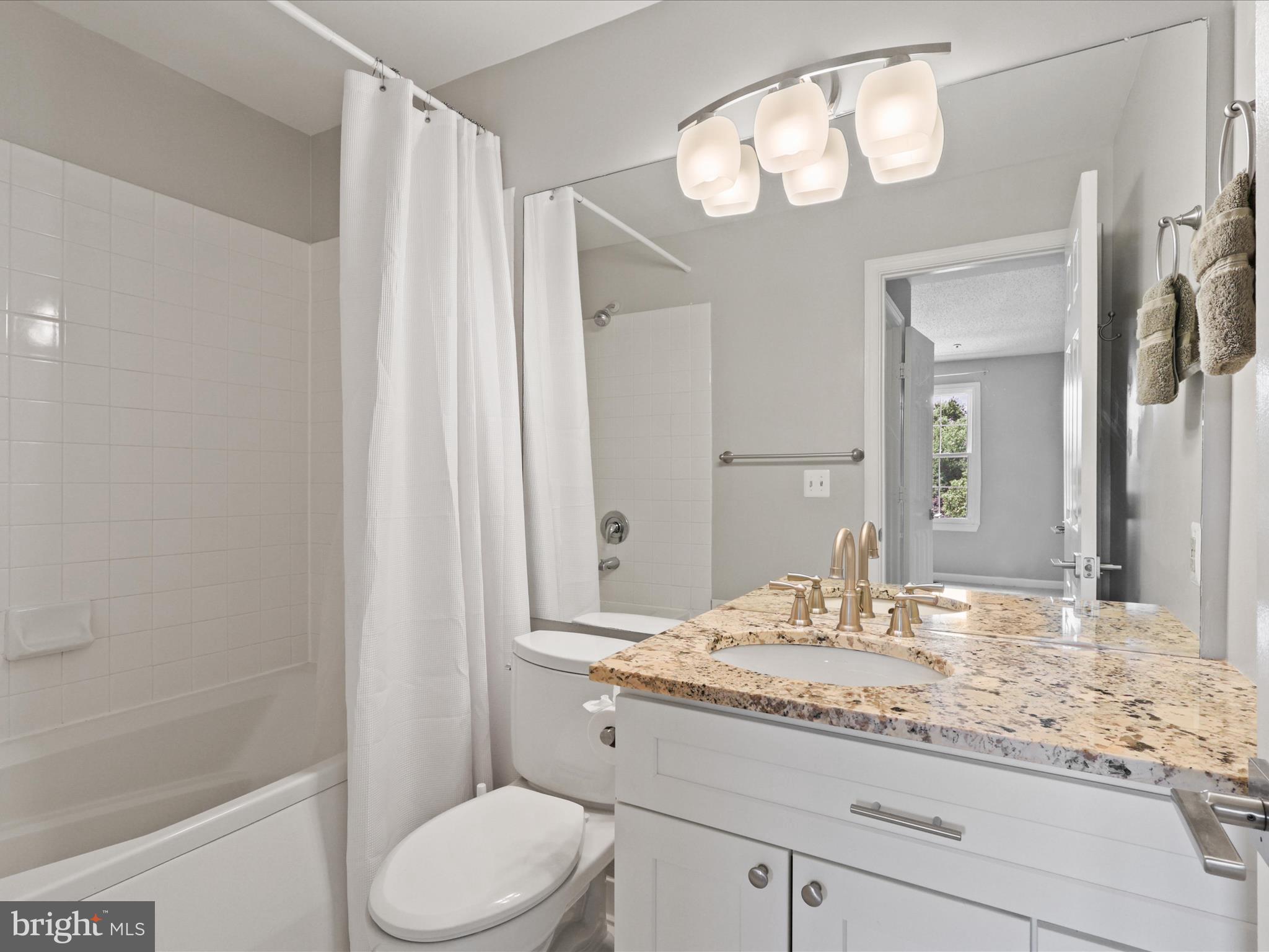 LEE LANDING - Residential