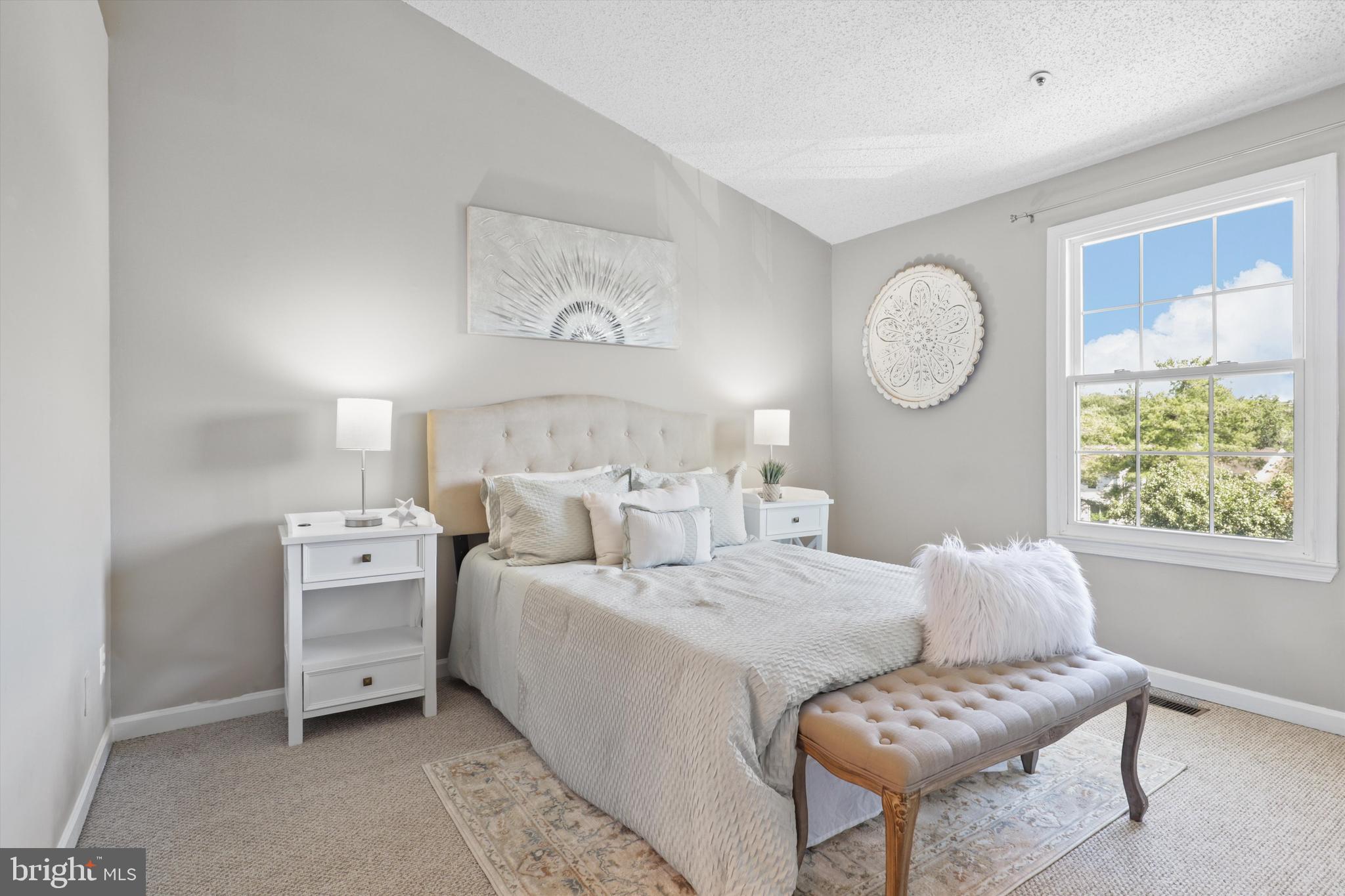 LEE LANDING - Residential