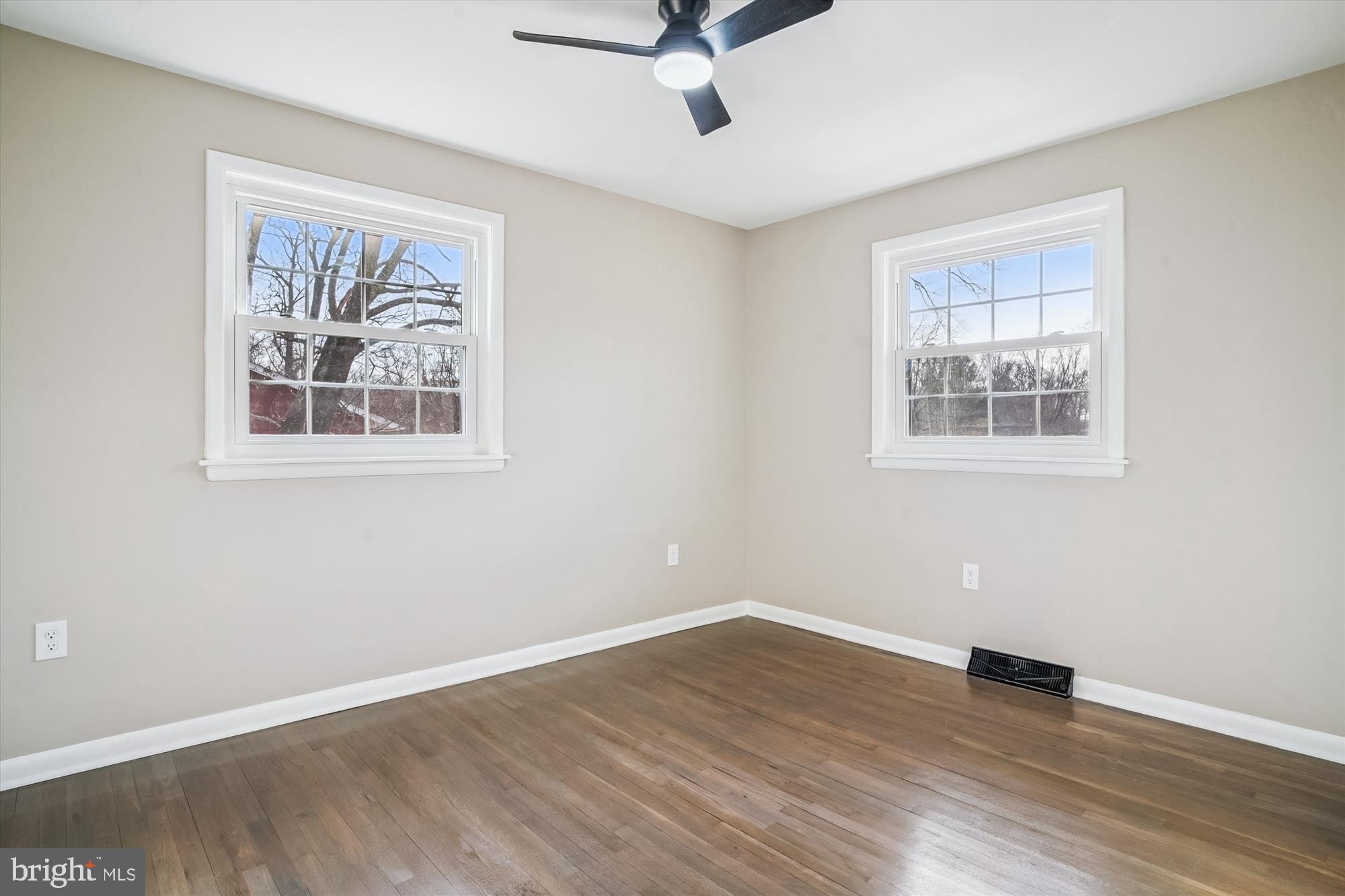 KENSINGTON - Residential