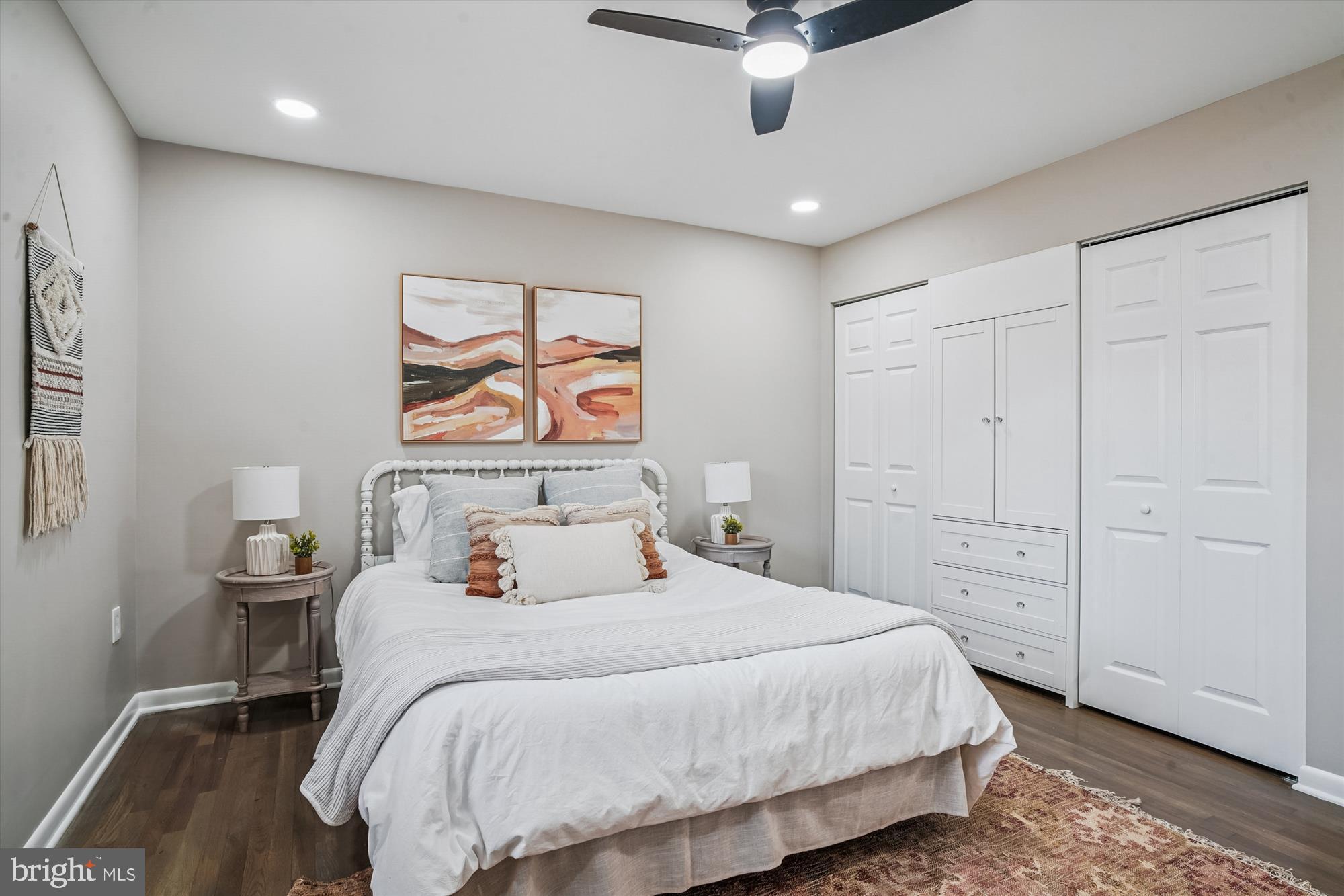 KENSINGTON - Residential