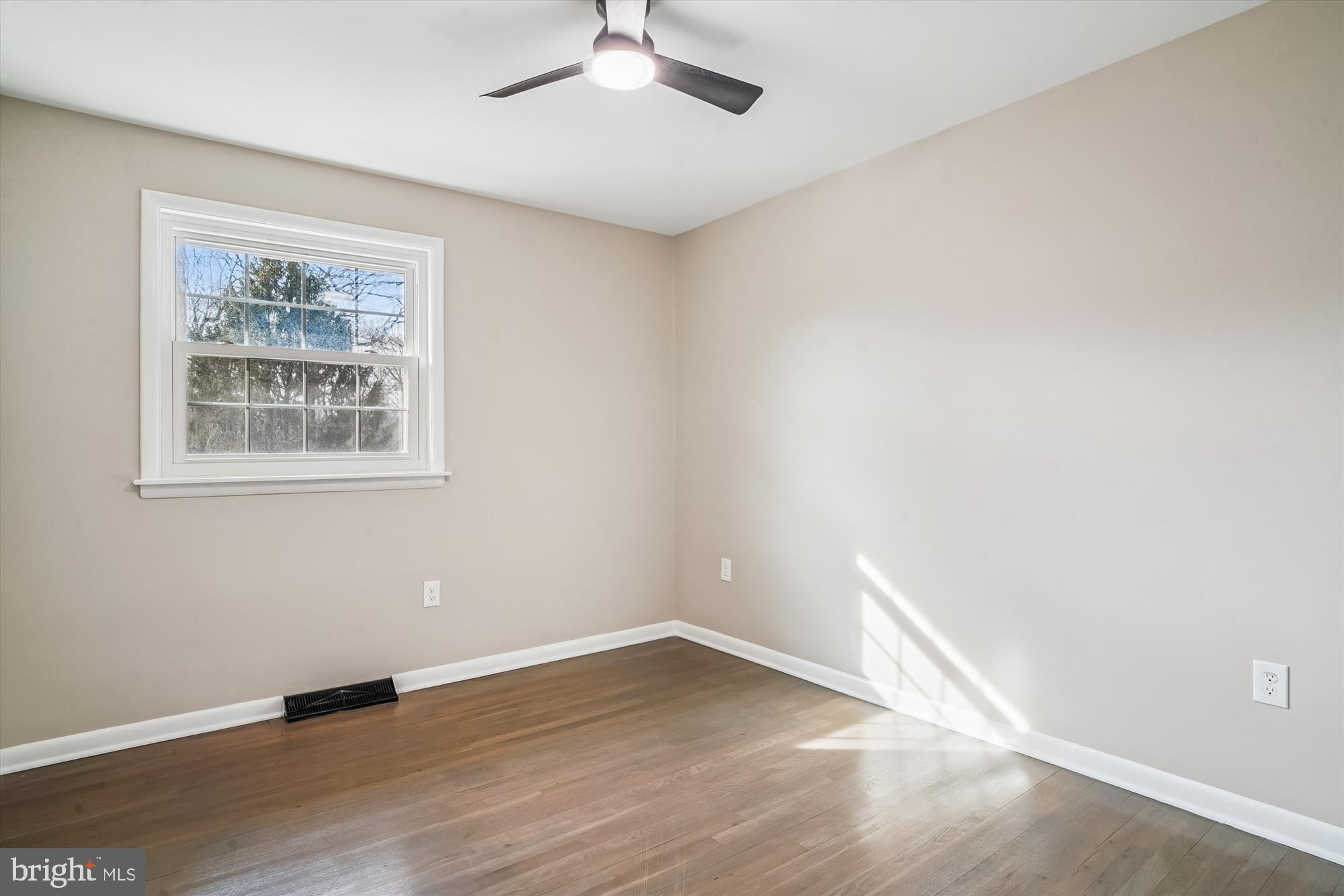 KENSINGTON - Residential