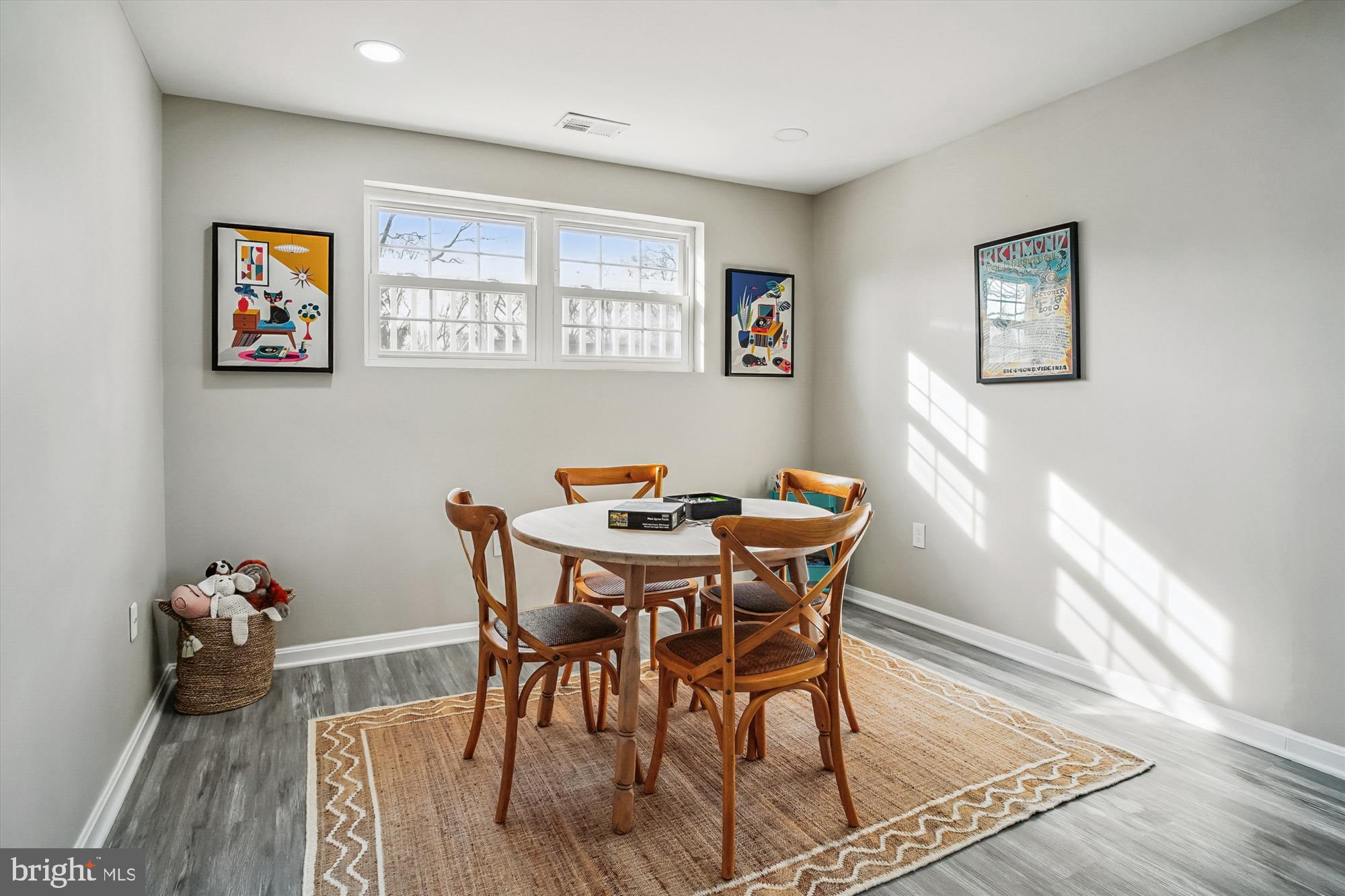 KENSINGTON - Residential