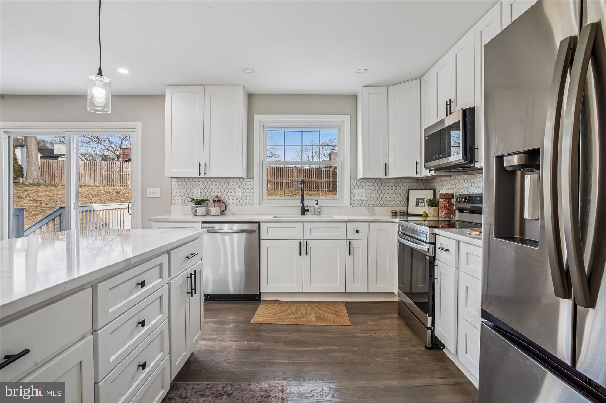 KENSINGTON - Residential