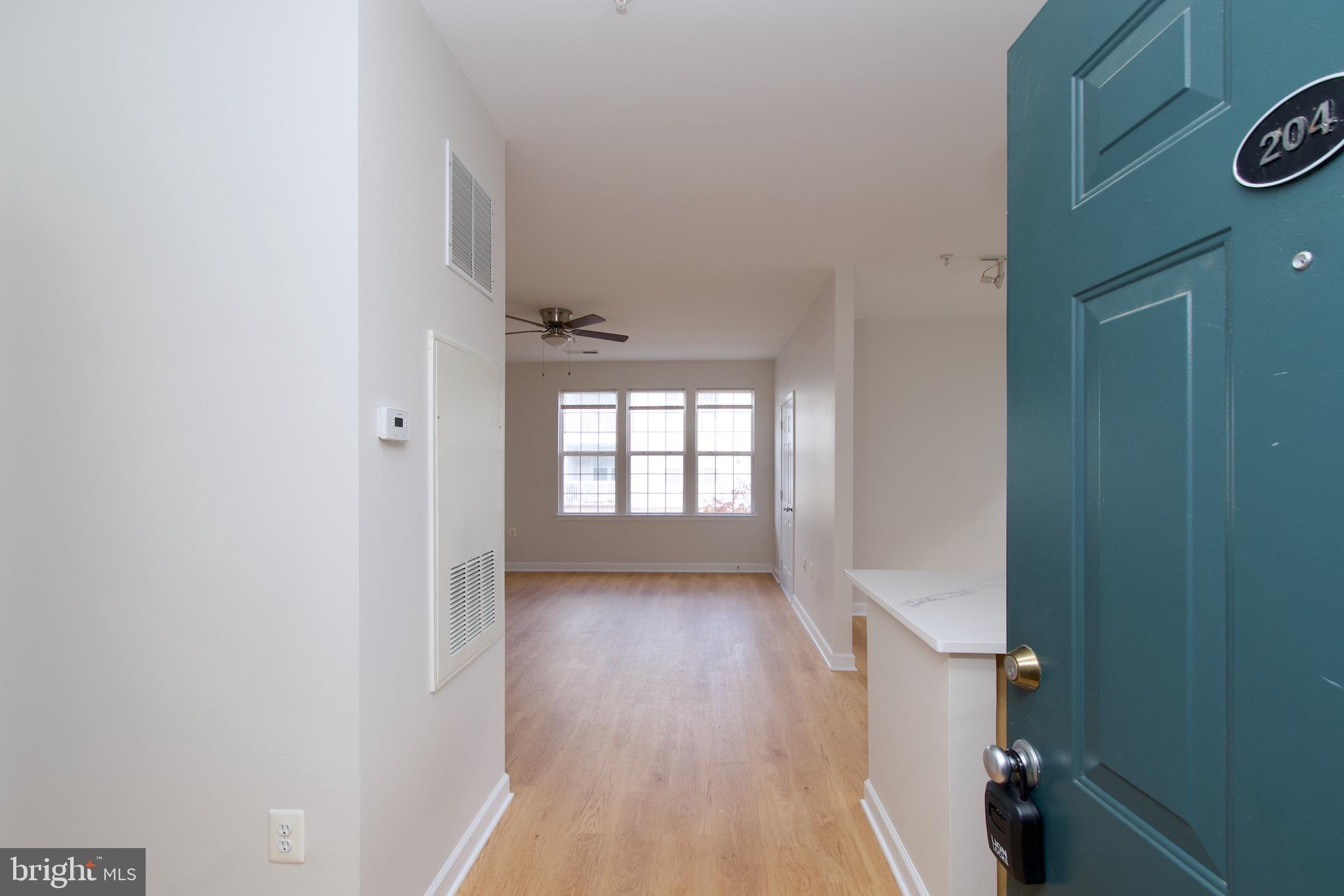 42481 ROCKROSE SQUARE 204