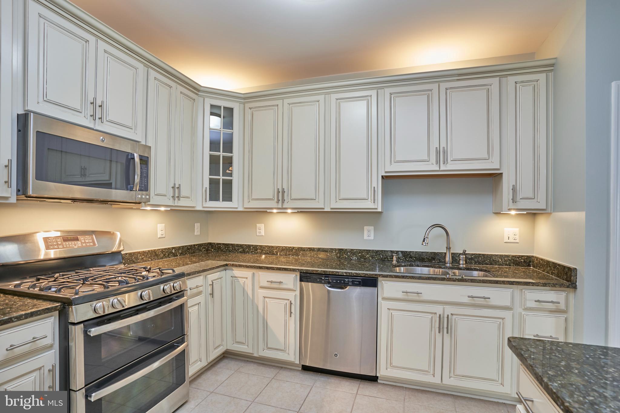 CENTRE PARK AT STONE RIDGE - Residential Lease