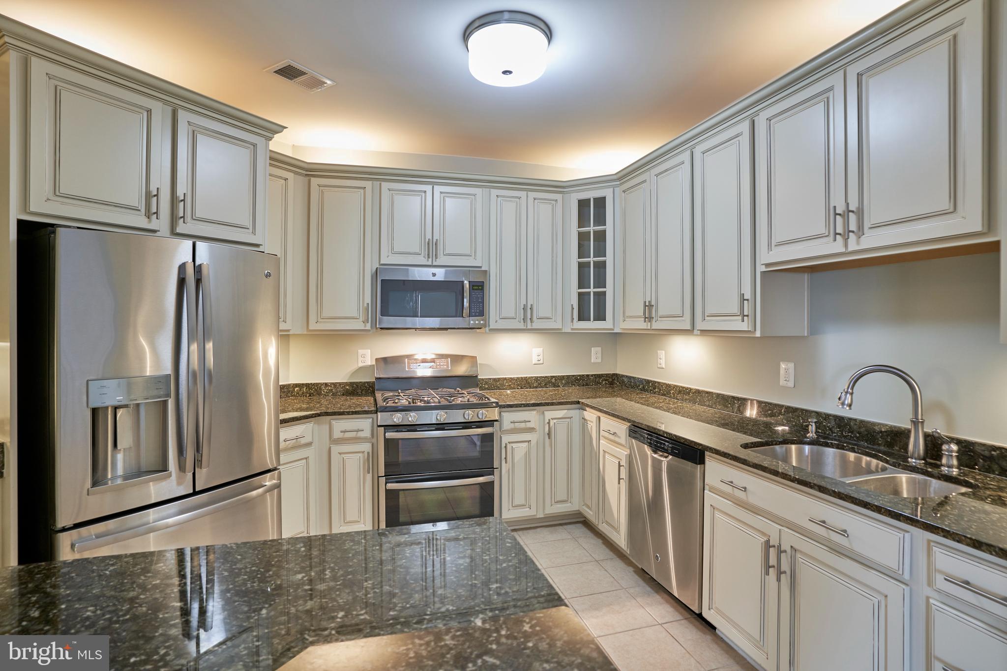 CENTRE PARK AT STONE RIDGE - Residential Lease