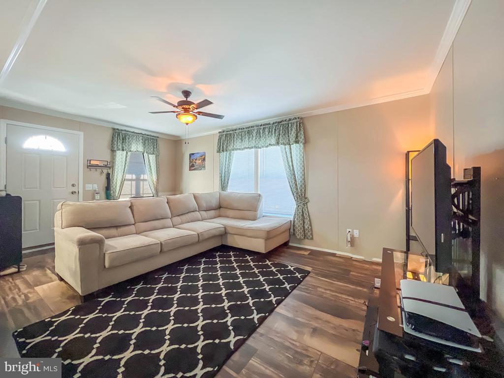 2204 BLAIR DRIVE