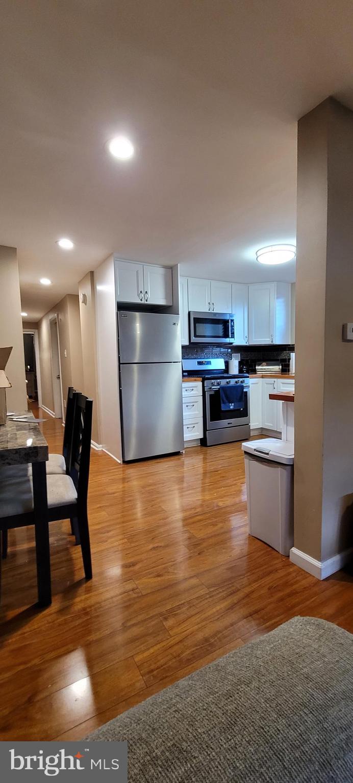 LAWNCREST - Residential