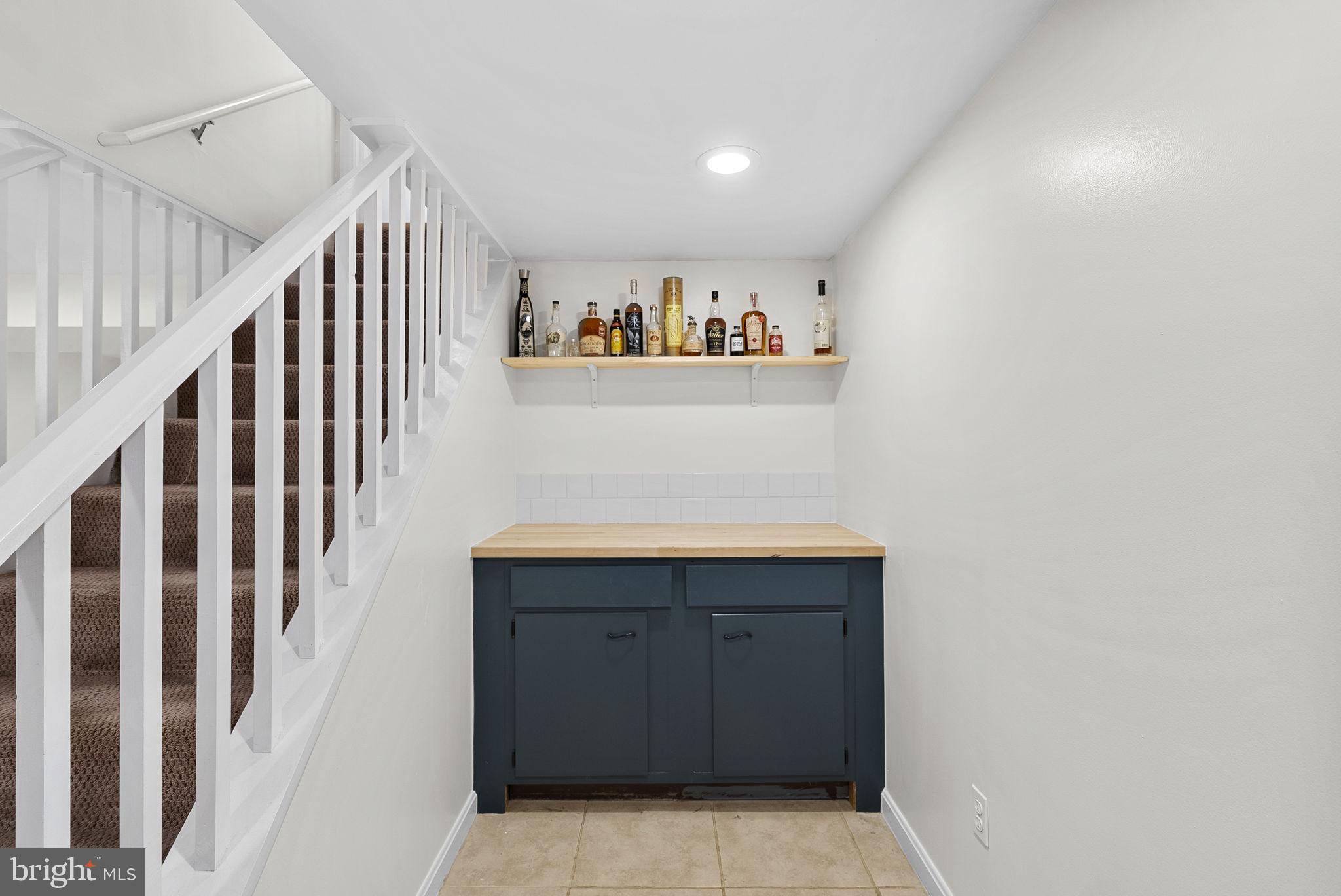 KNOLLWOOD - Residential