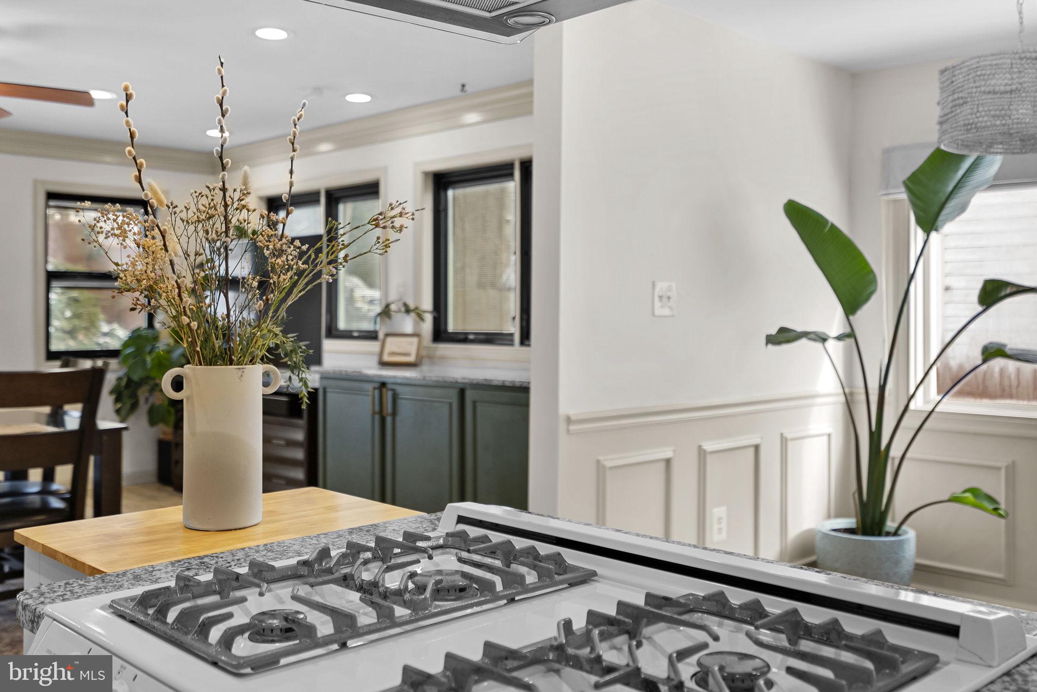 KNOLLWOOD - Residential