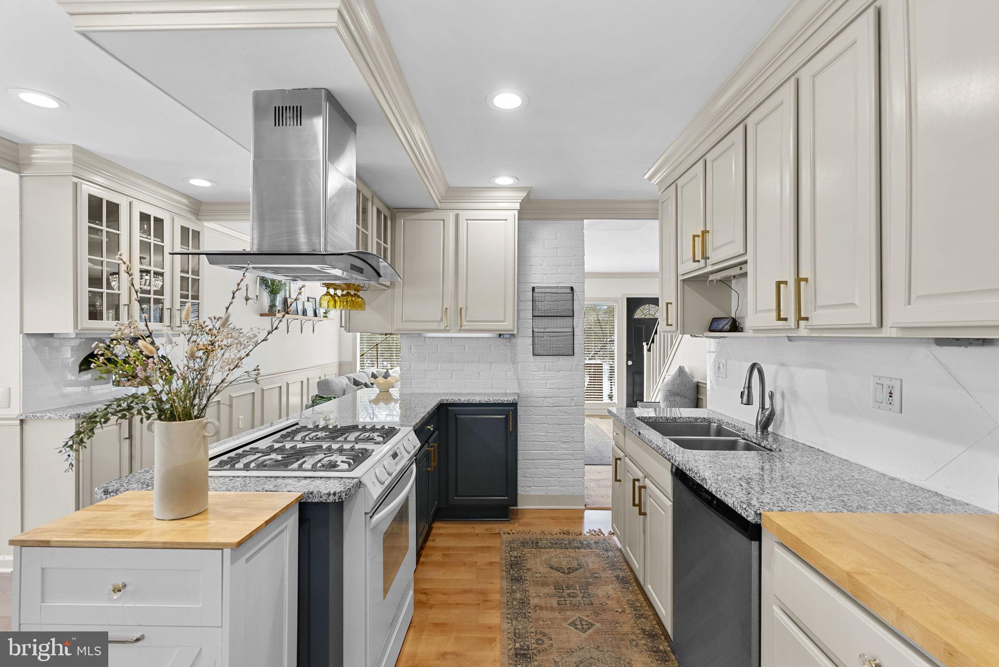 KNOLLWOOD - Residential