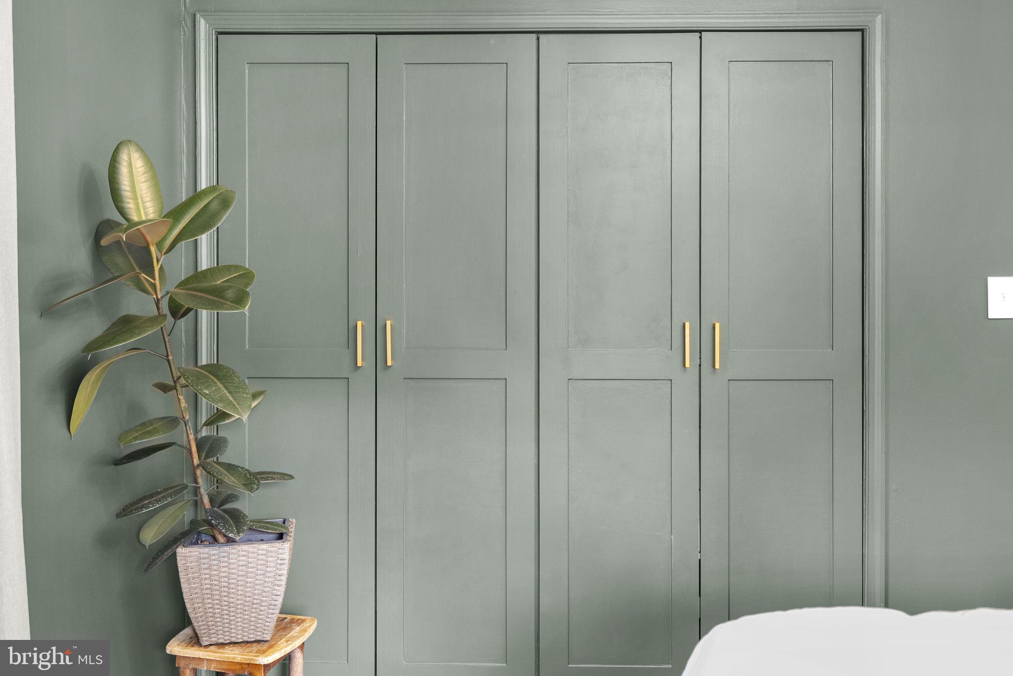 KNOLLWOOD - Residential