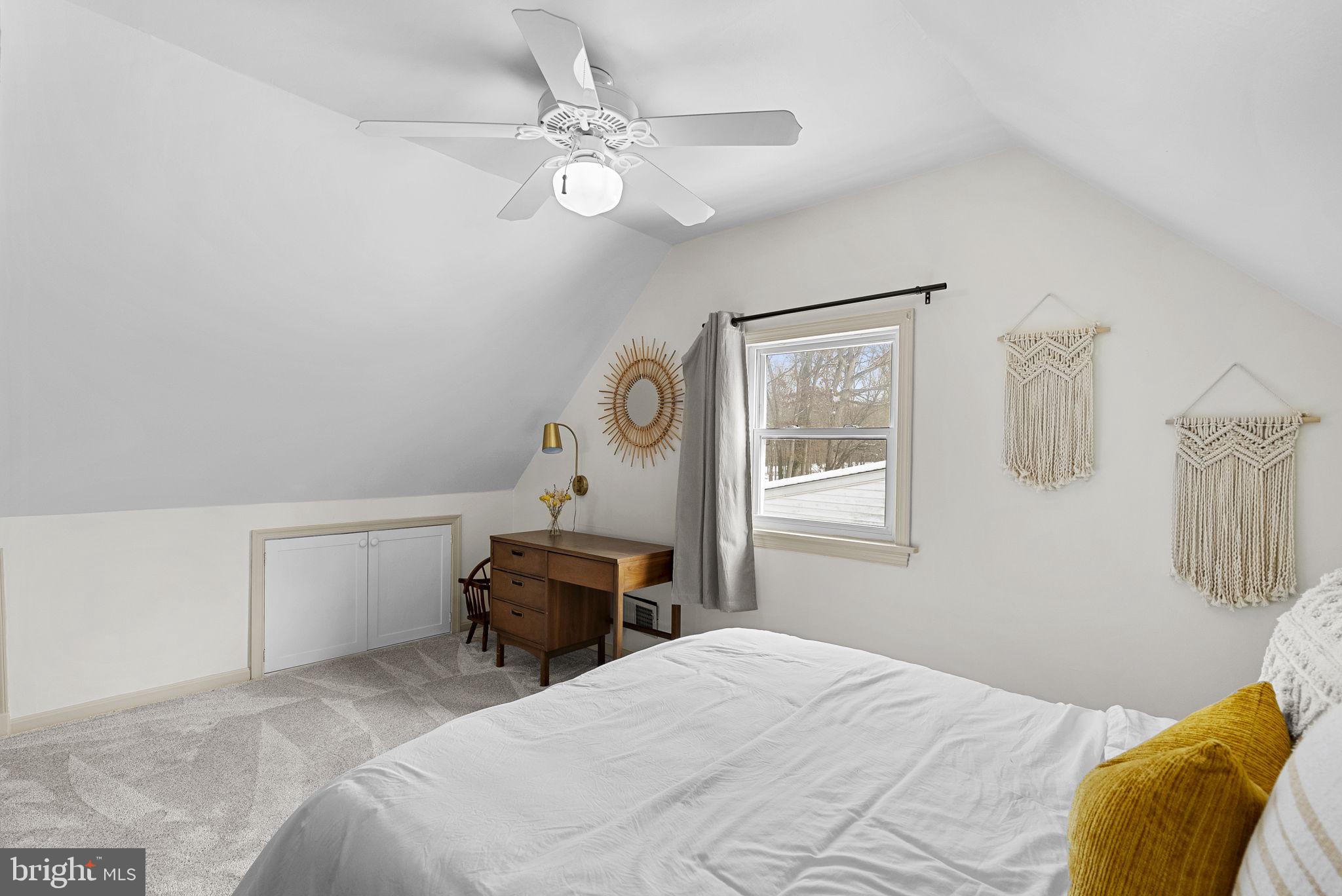 KNOLLWOOD - Residential