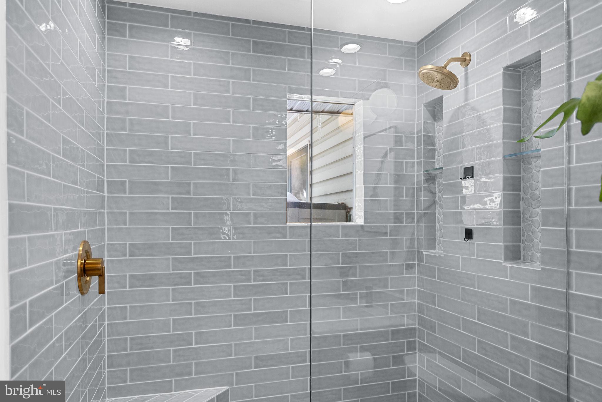 KNOLLWOOD - Residential