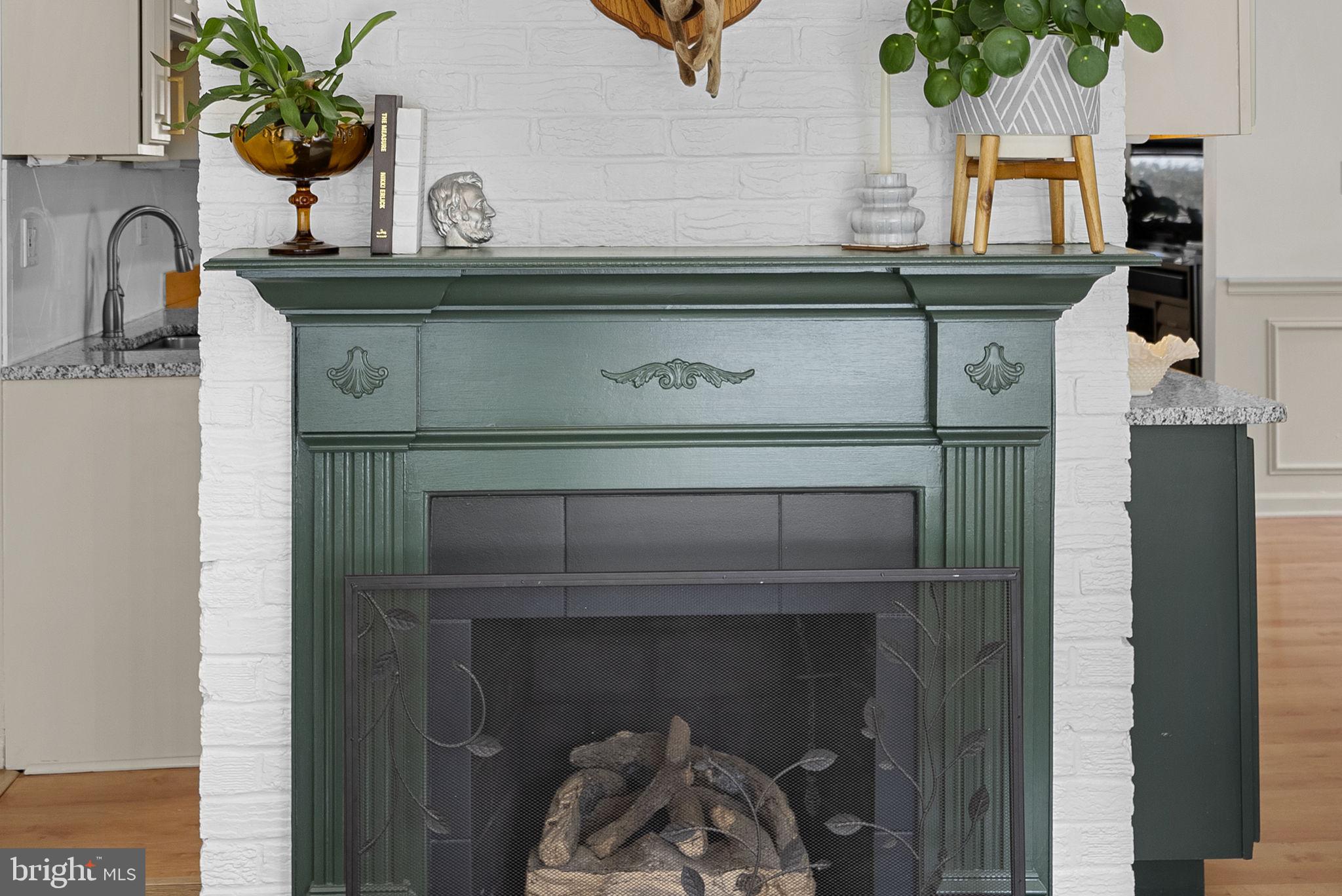 KNOLLWOOD - Residential