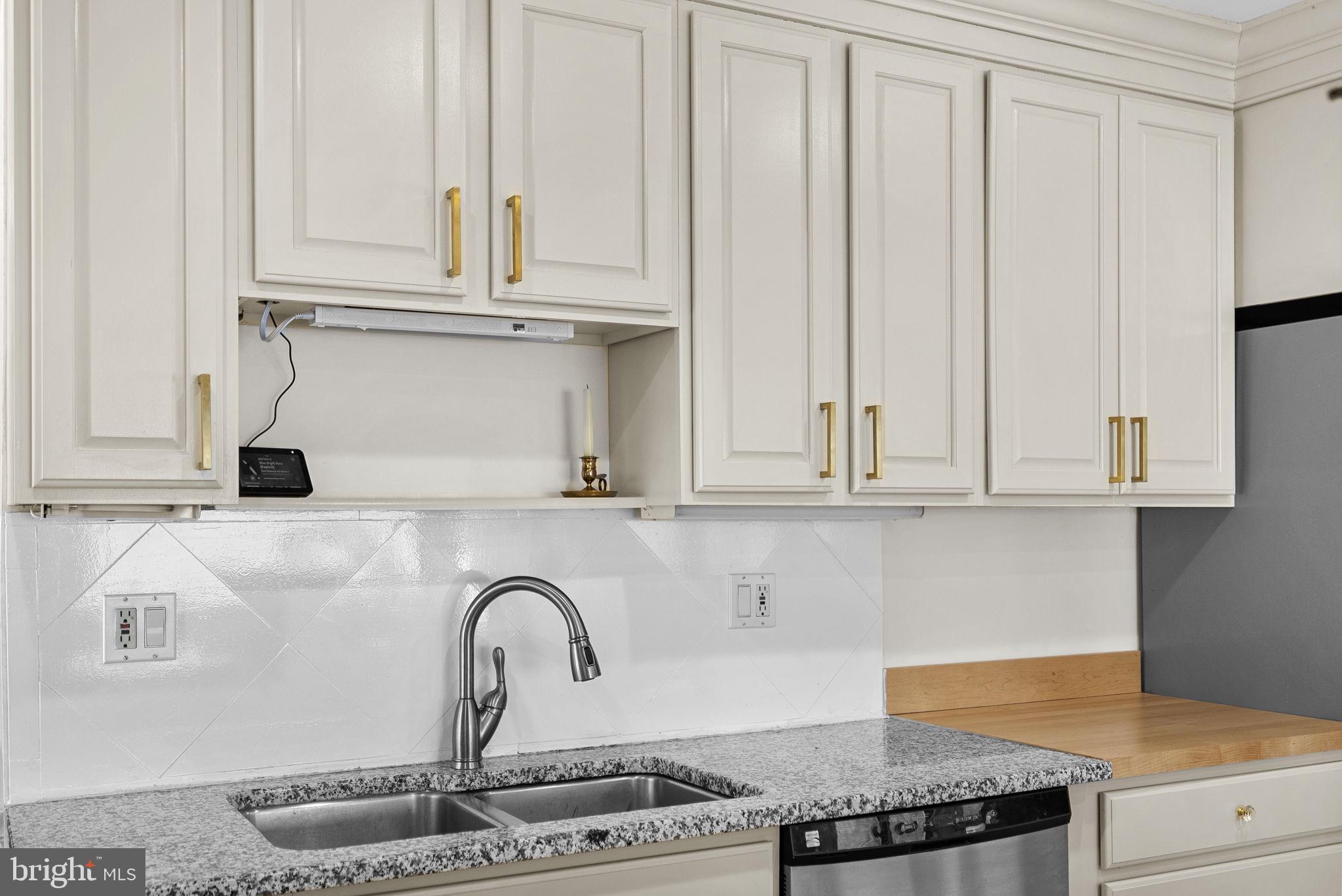 KNOLLWOOD - Residential