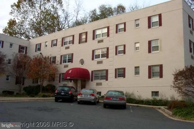 VERMONT GARDENS - Residential Lease