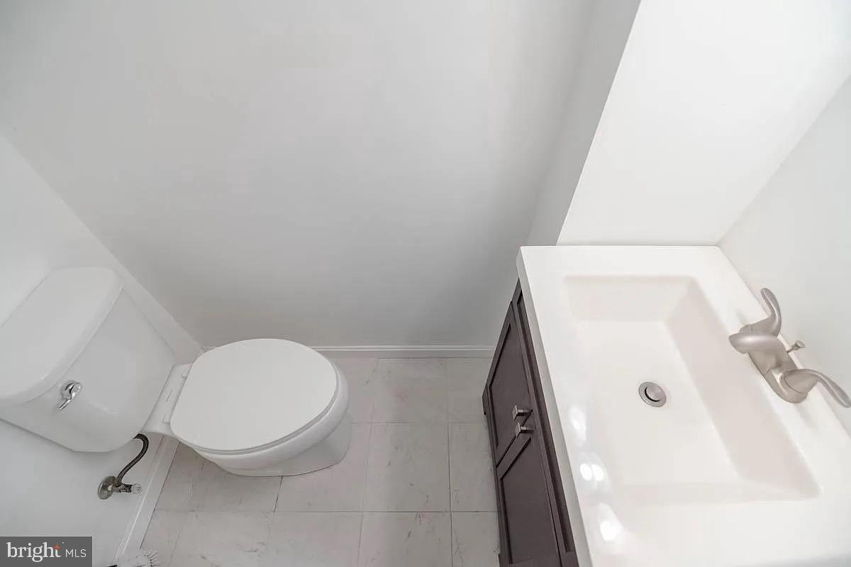 MIDDLEBOROUGH - Residential Lease