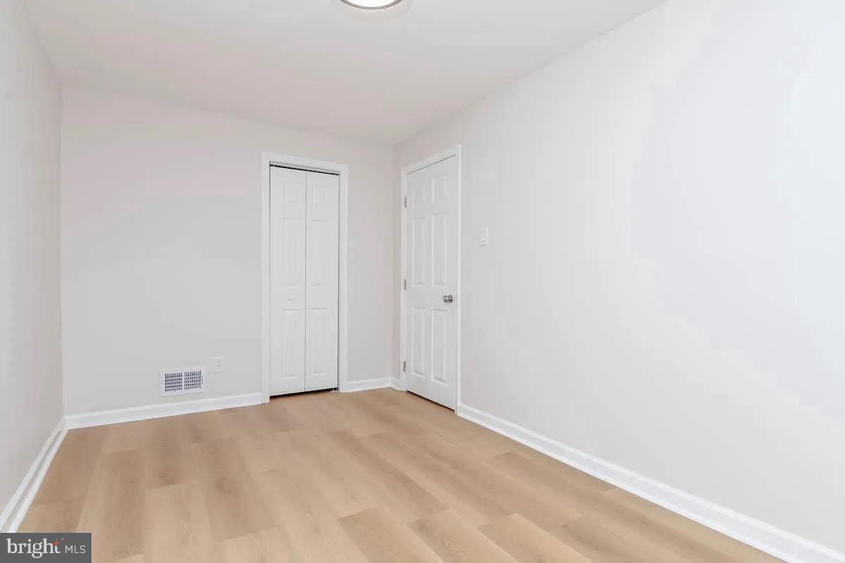 MIDDLEBOROUGH - Residential Lease