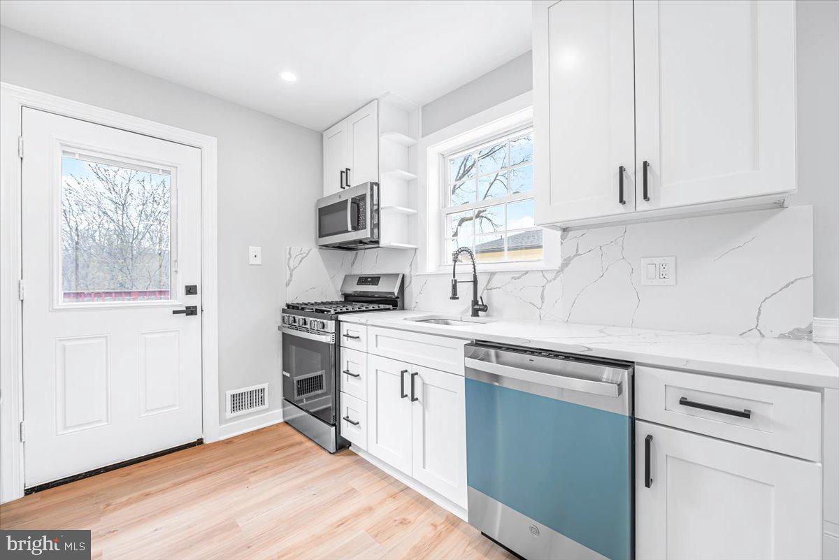 HARMONY HILLS - Residential