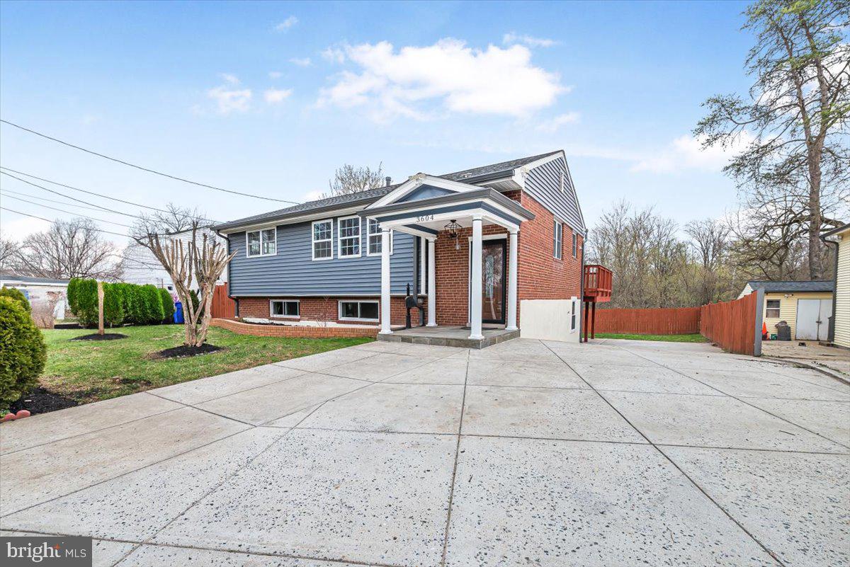 HARMONY HILLS - Residential