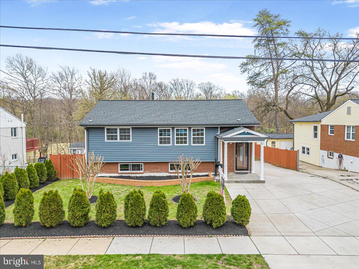 HARMONY HILLS - Residential