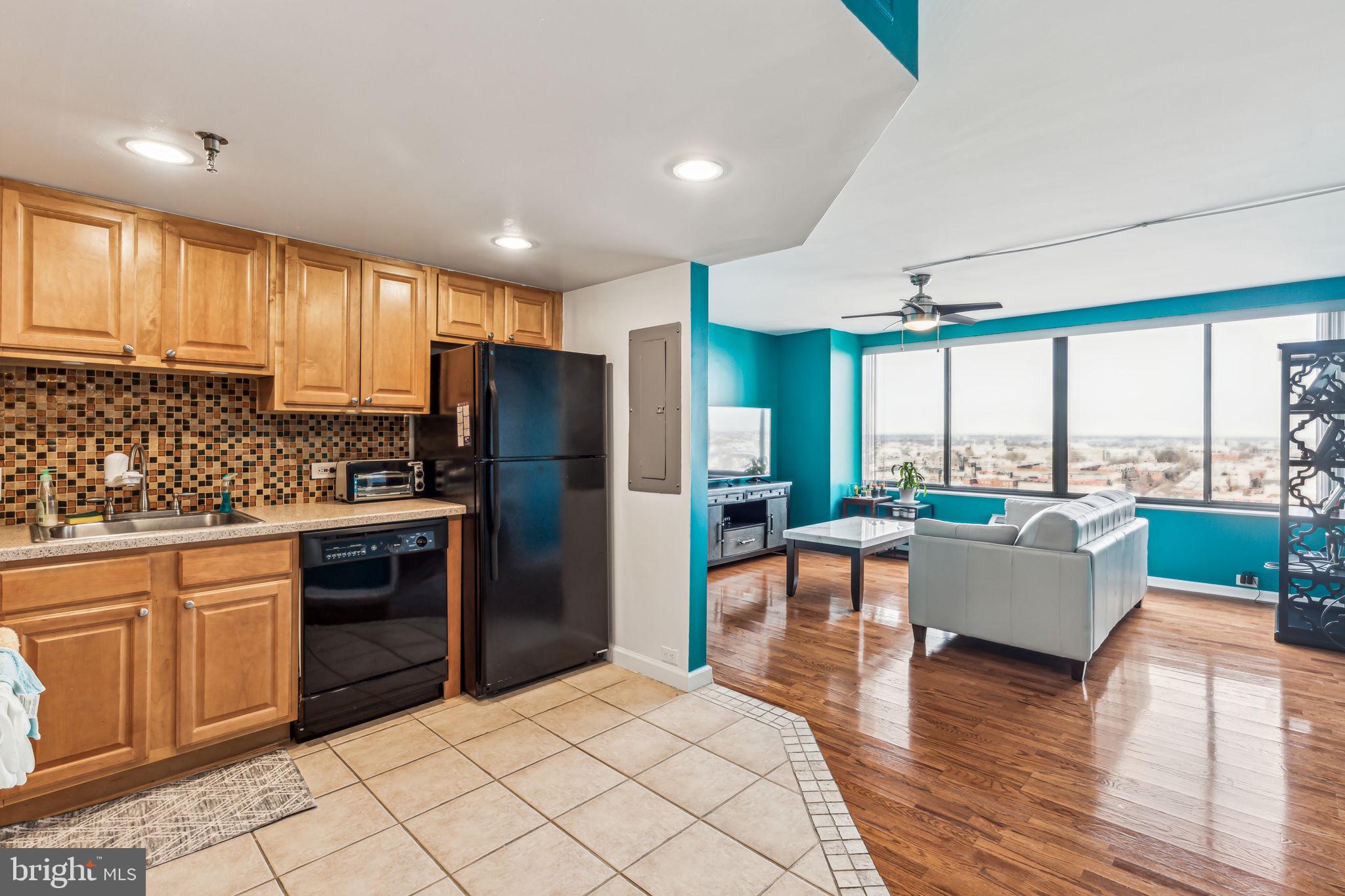 ART MUSEUM AREA - Residential