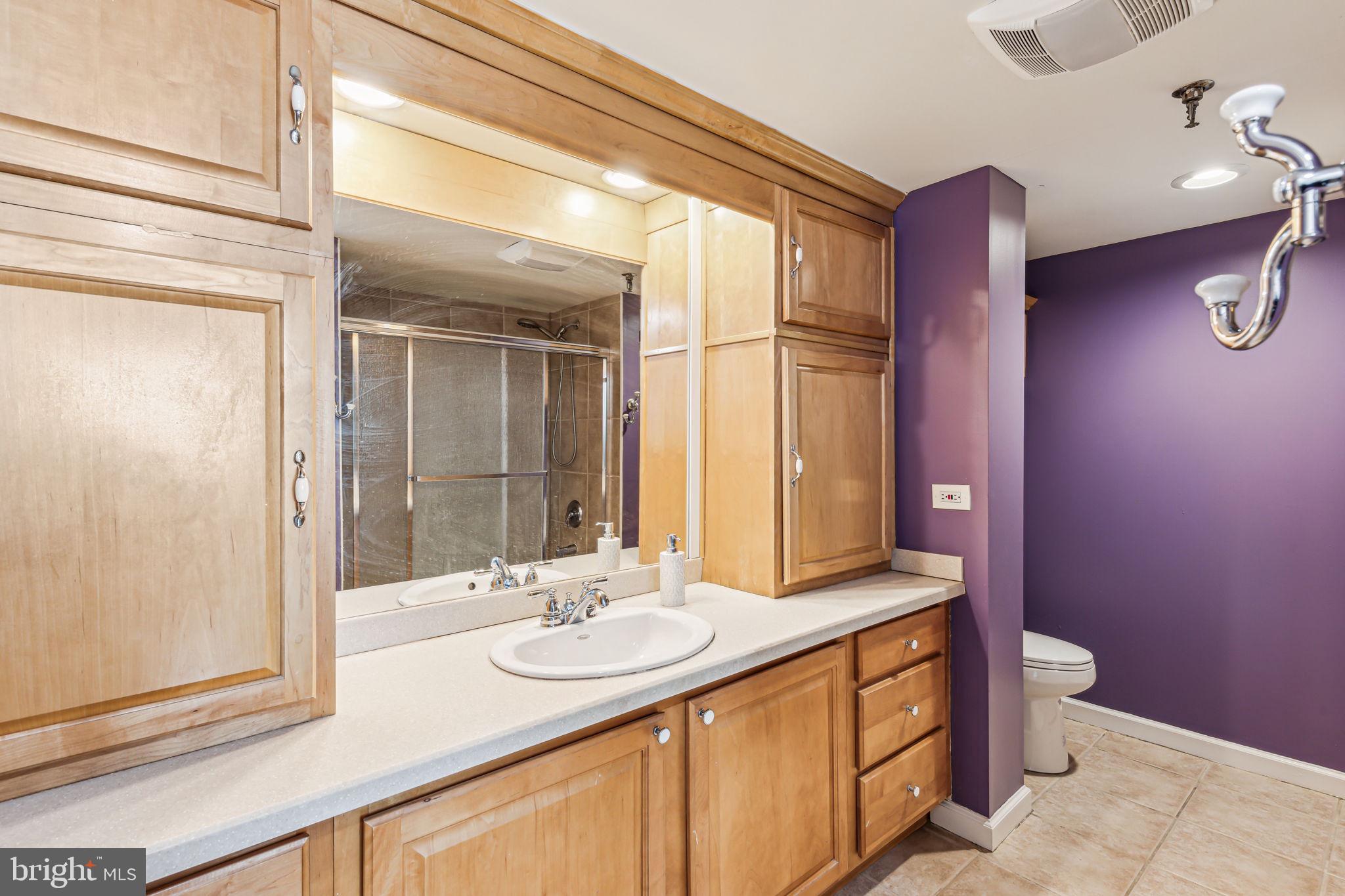 ART MUSEUM AREA - Residential