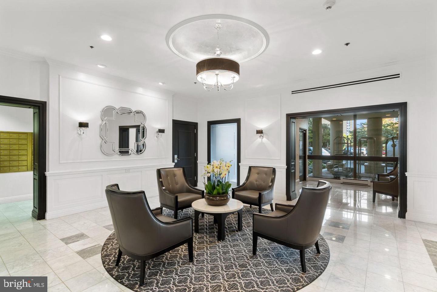 ART MUSEUM AREA - Residential