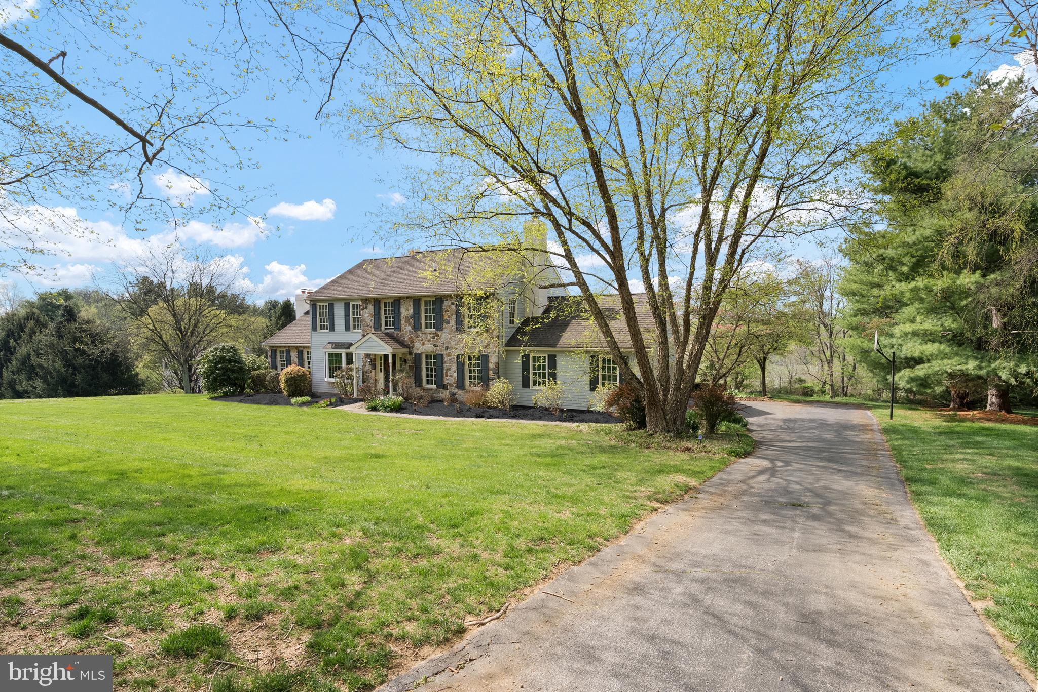 THE MOORS AT RADLEYR - Residential