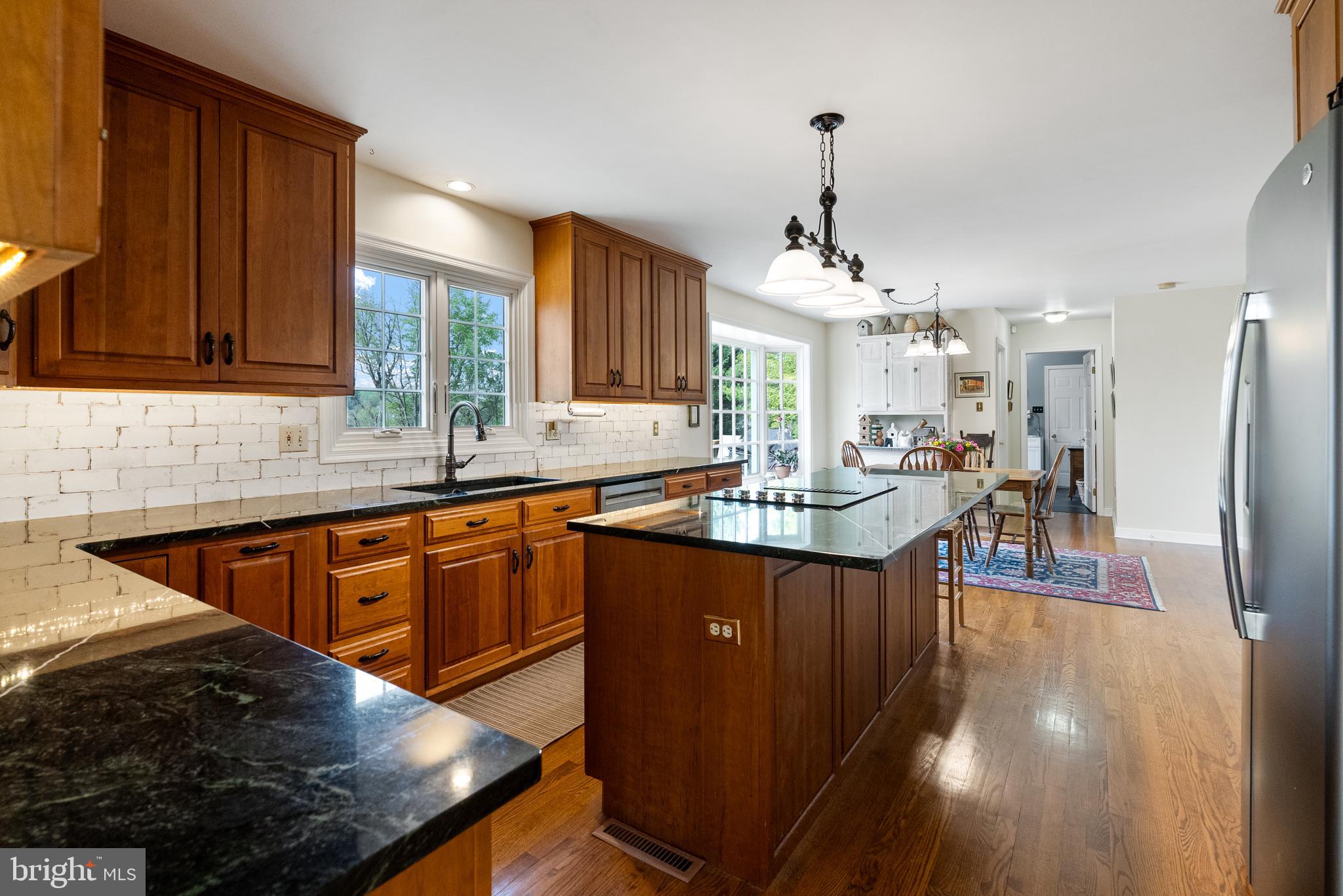 THE MOORS AT RADLEYR - Residential