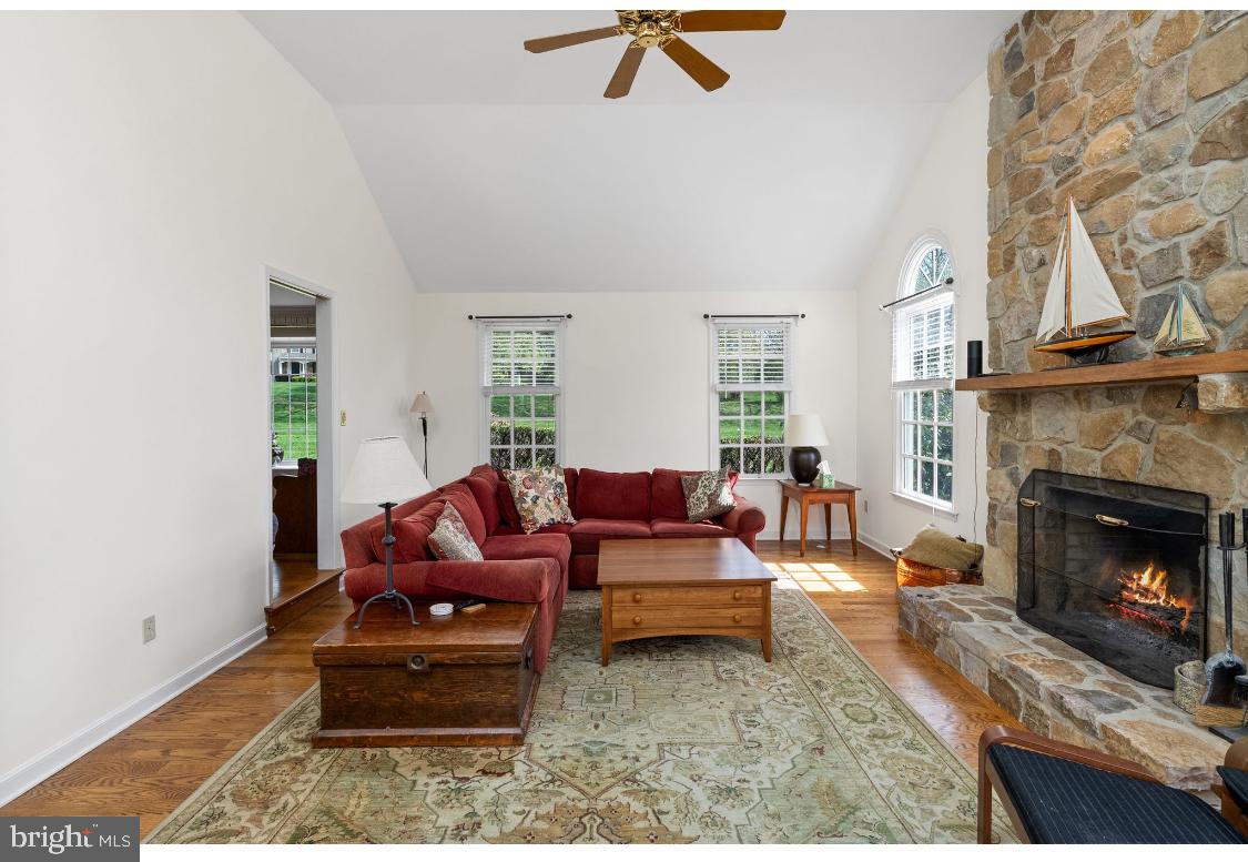 THE MOORS AT RADLEYR - Residential