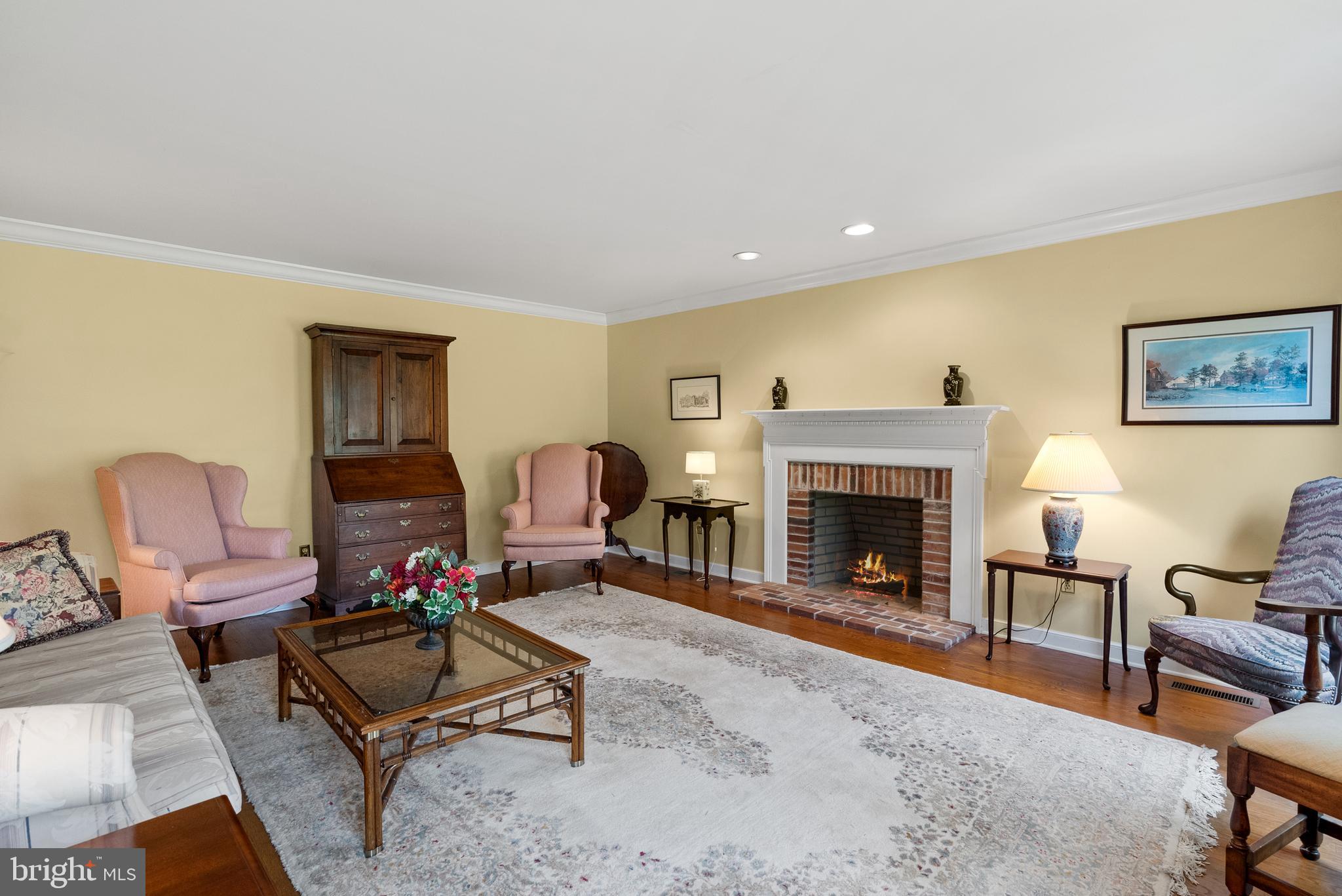 THE MOORS AT RADLEYR - Residential