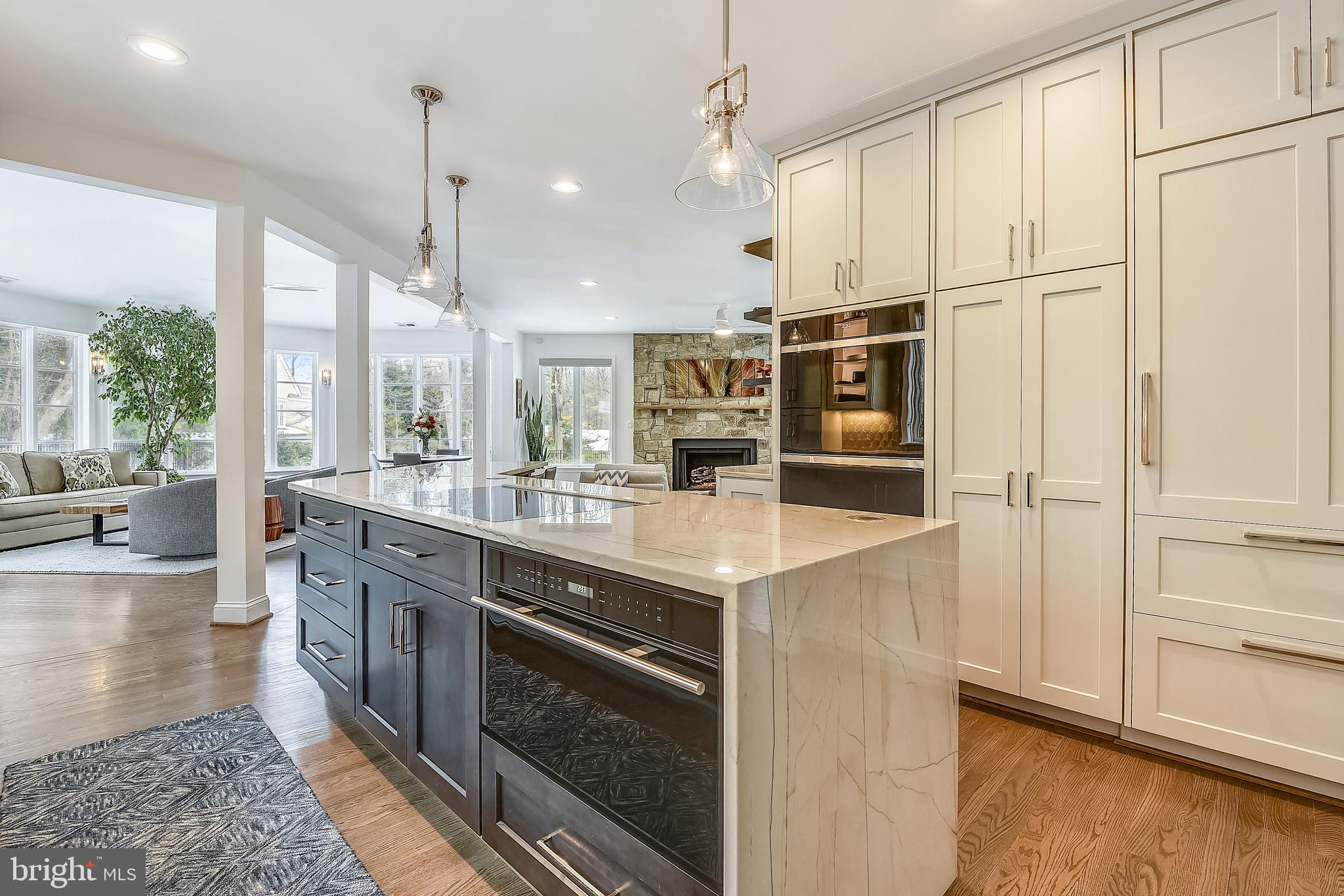 BRADLEY HILLS GROVE - Residential