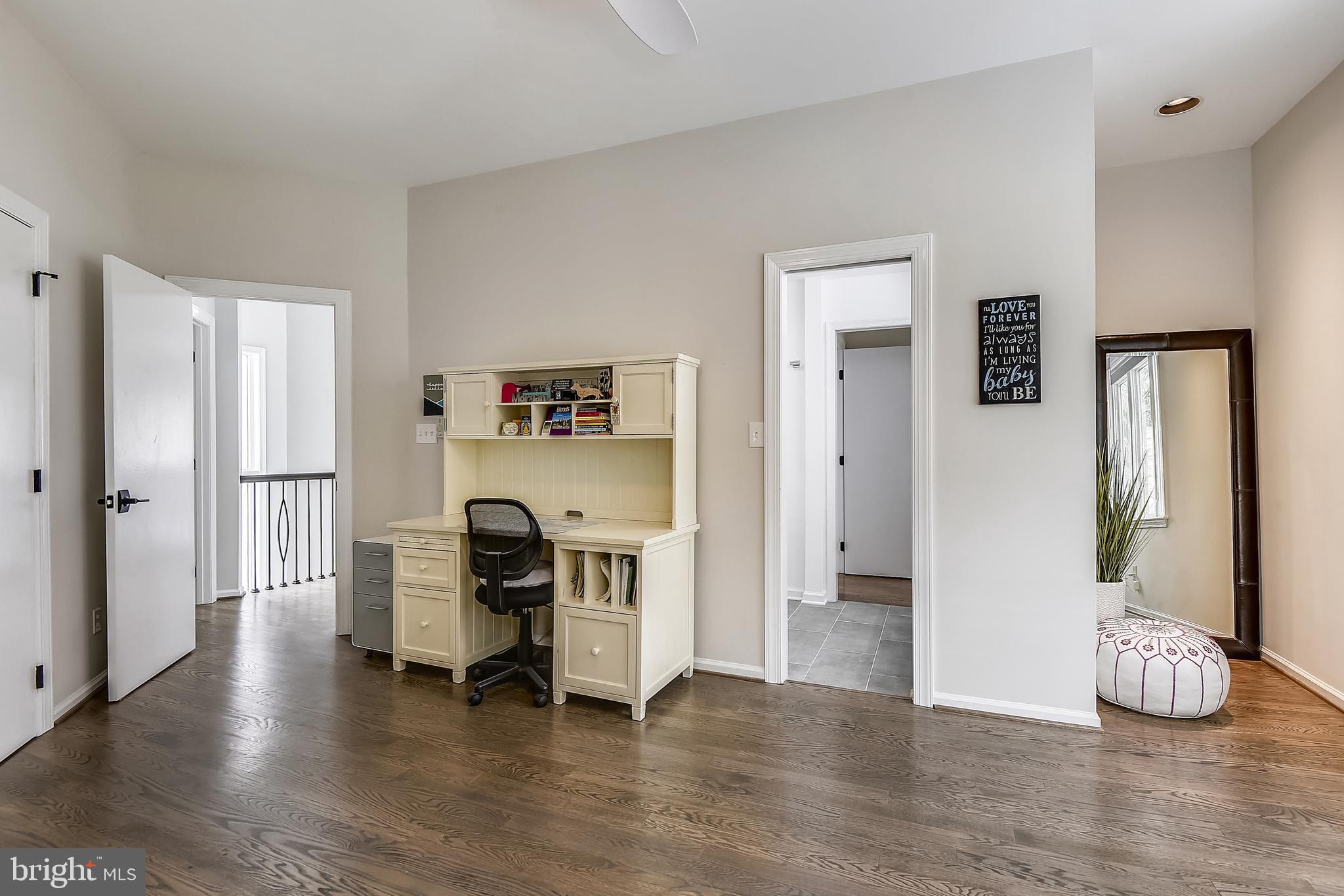 BRADLEY HILLS GROVE - Residential