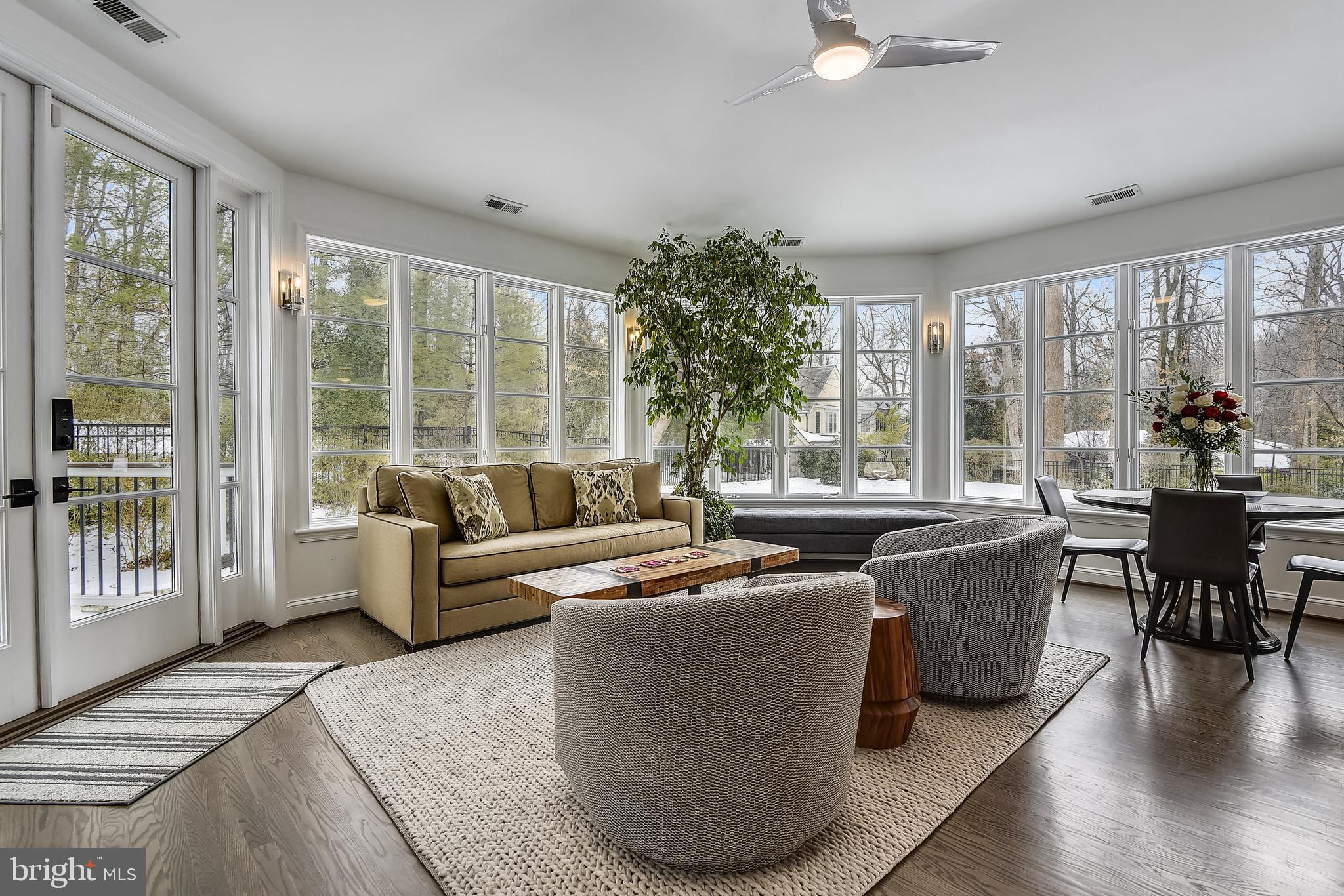 BRADLEY HILLS GROVE - Residential
