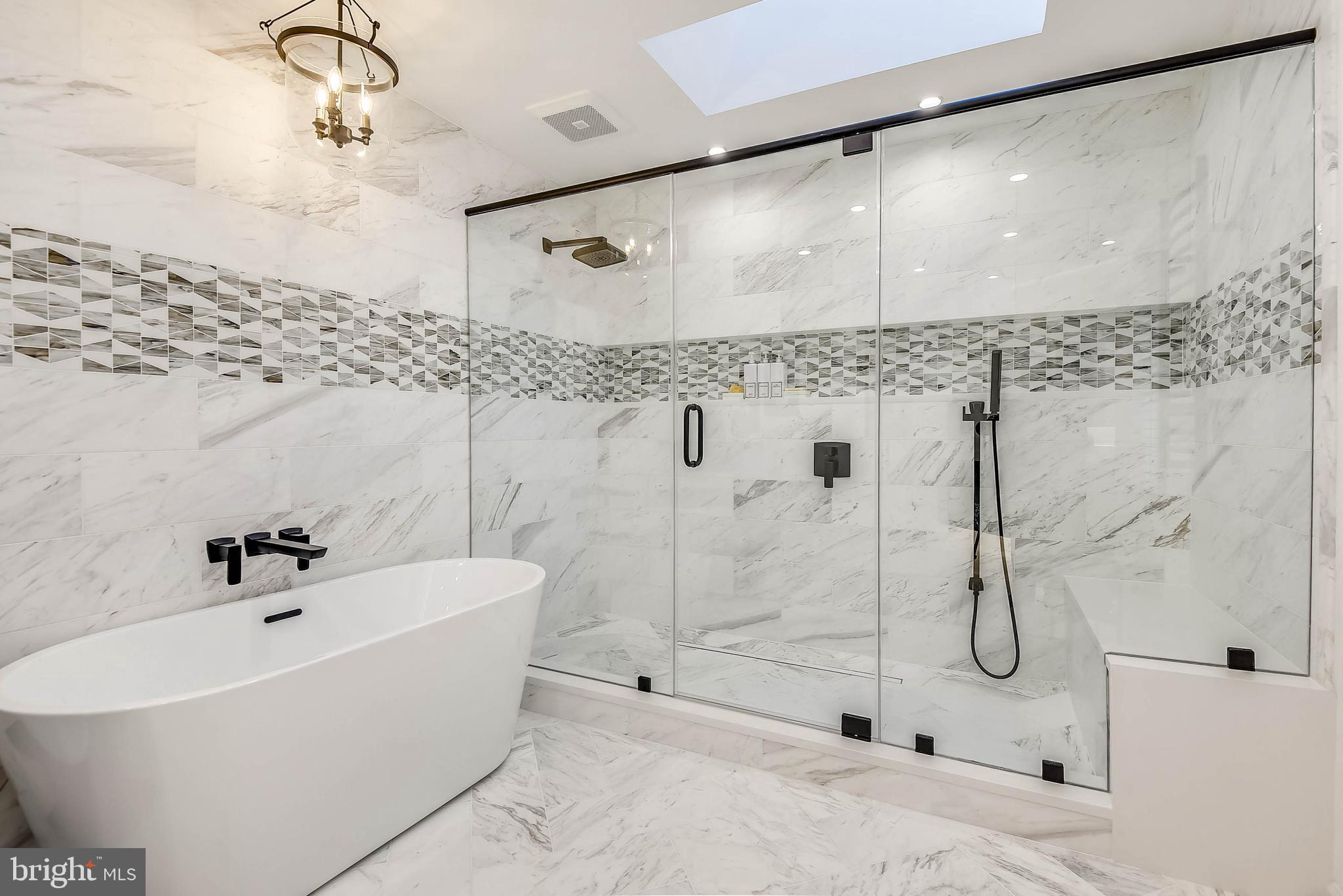 BRADLEY HILLS GROVE - Residential