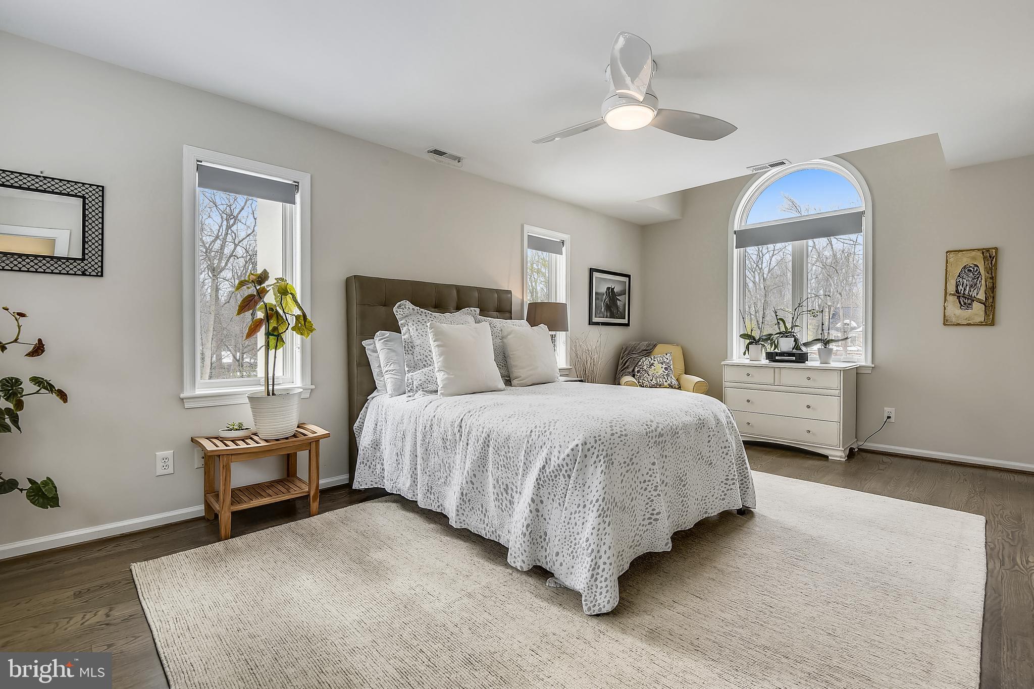 BRADLEY HILLS GROVE - Residential
