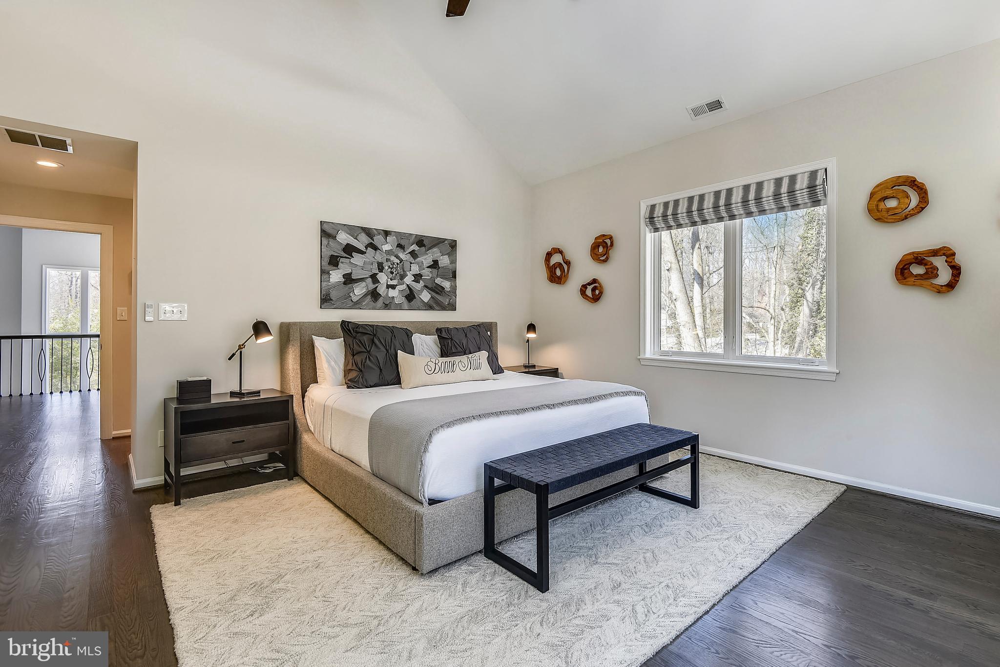 BRADLEY HILLS GROVE - Residential