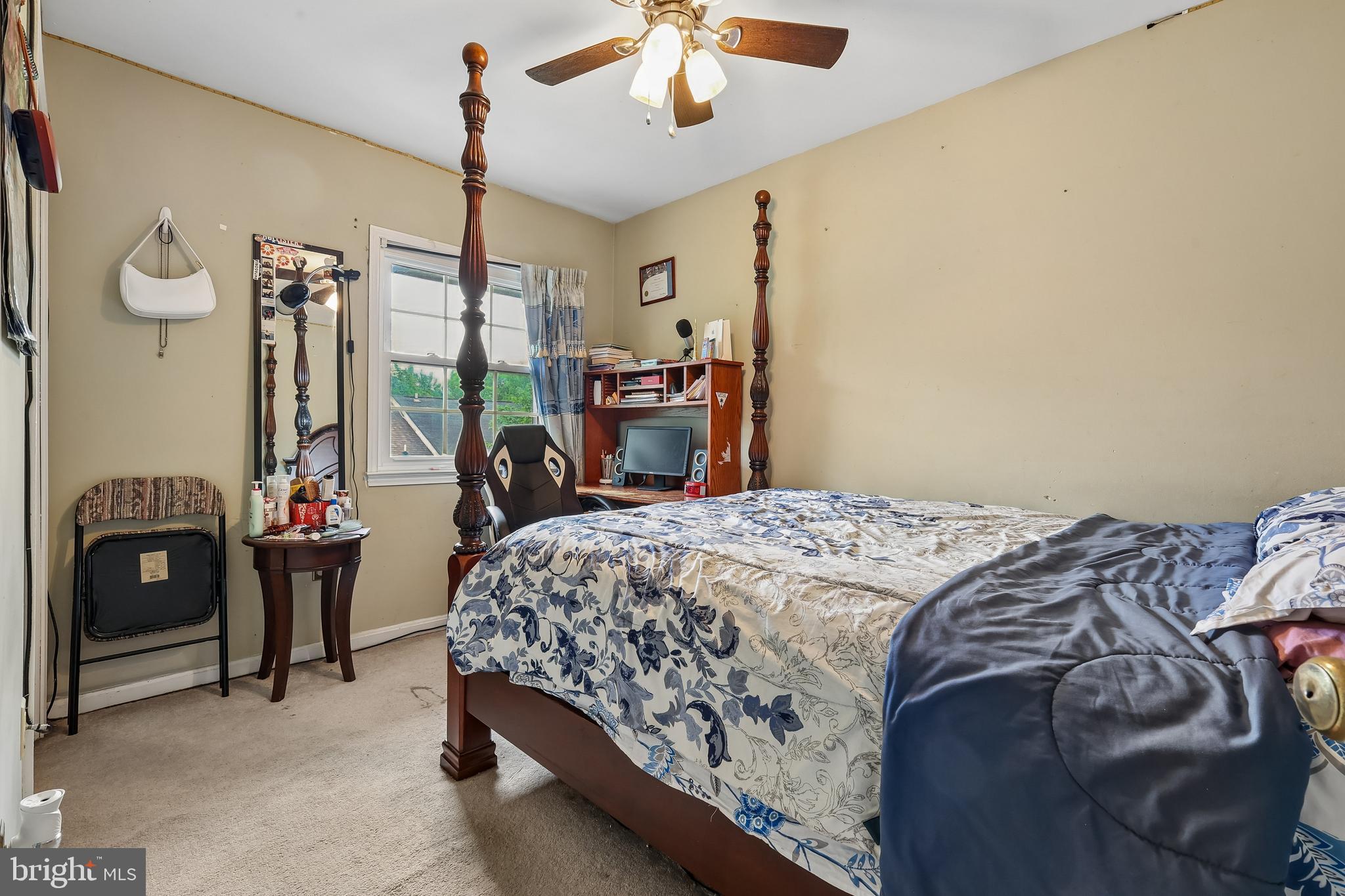 LONDON TOWNE - Residential