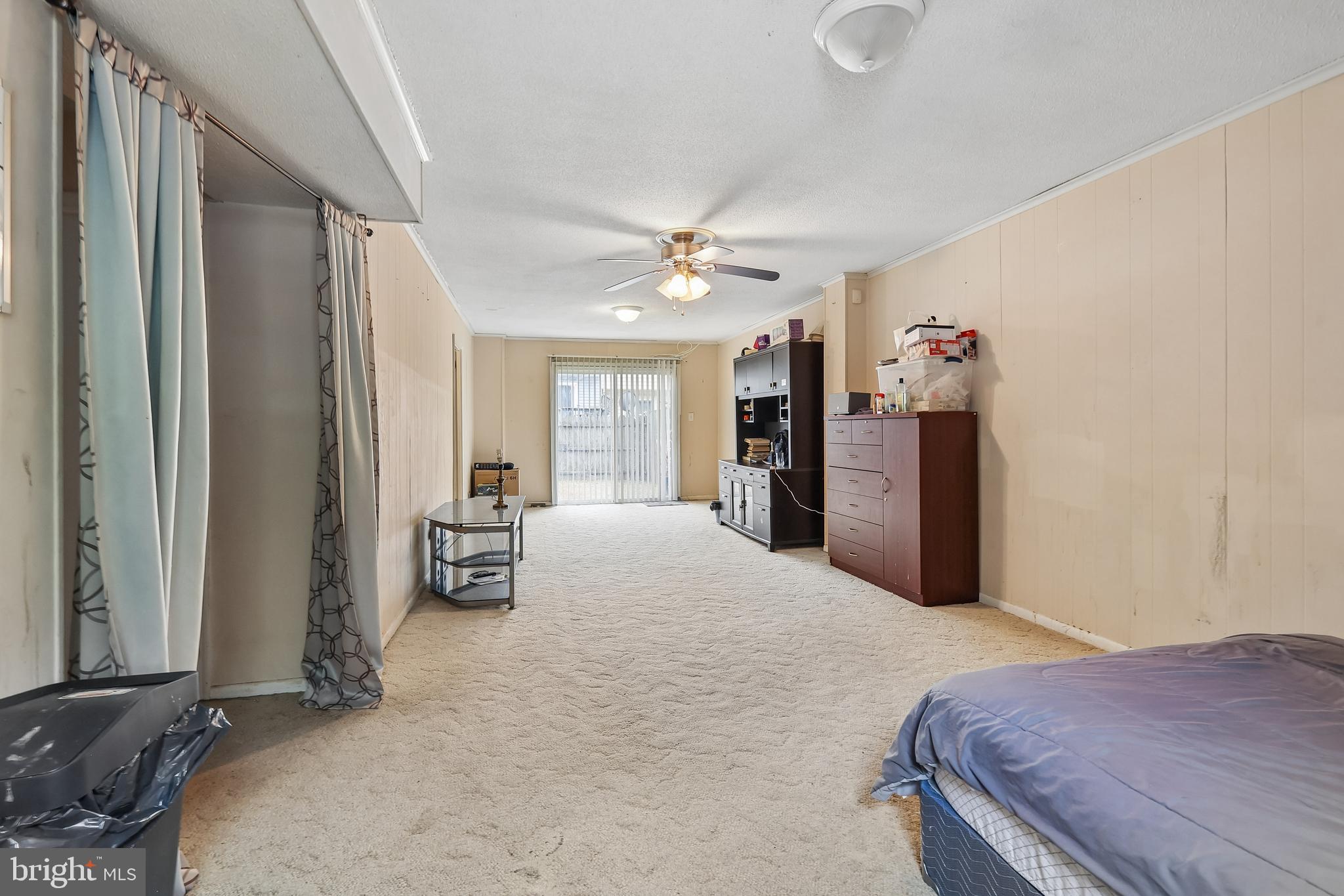 LONDON TOWNE - Residential