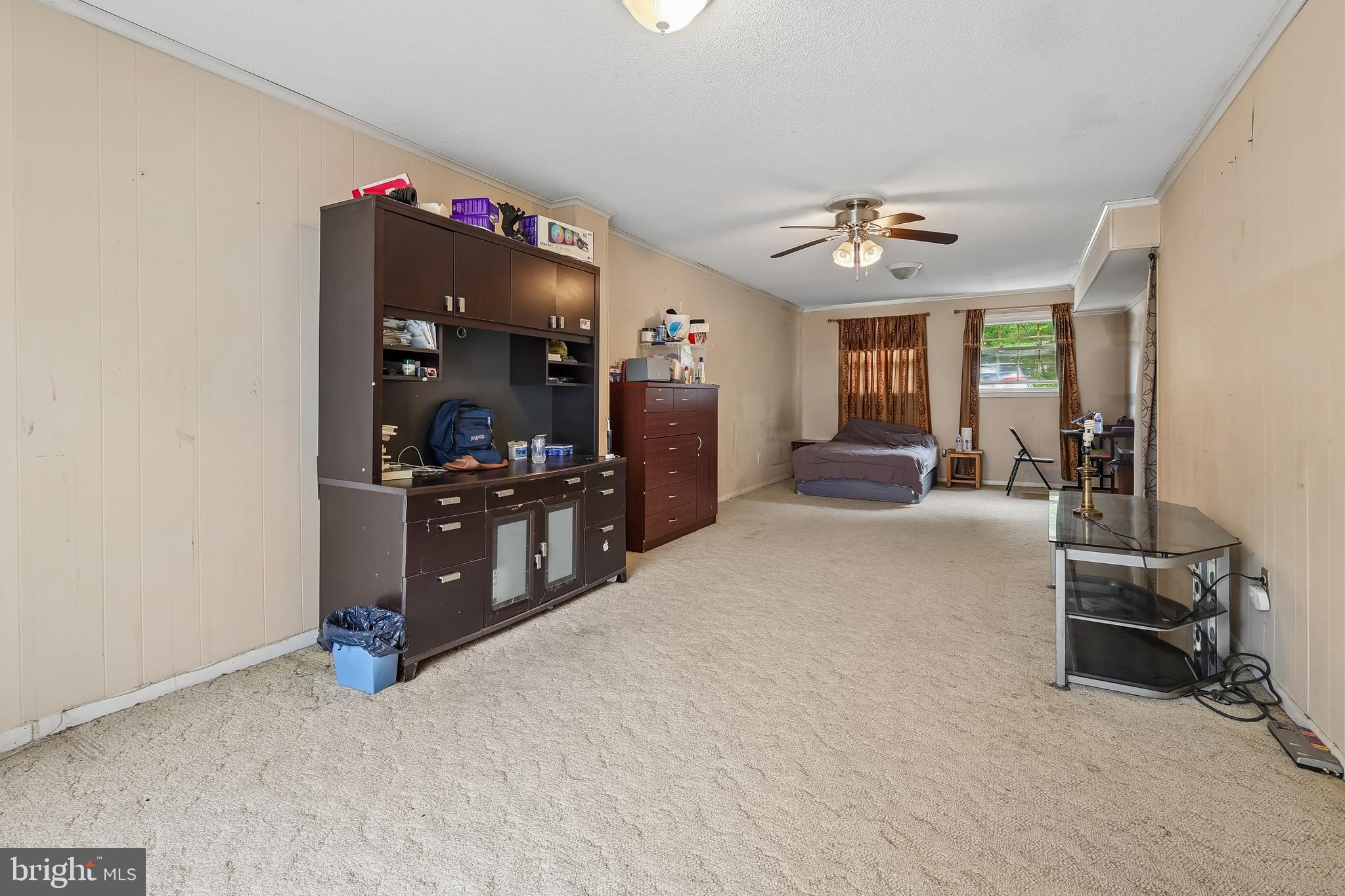 LONDON TOWNE - Residential