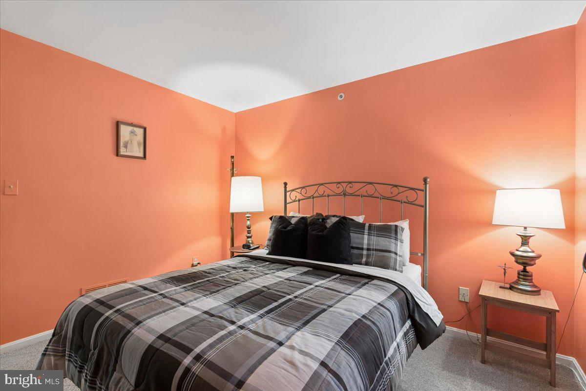 ROCKFLEET GARDEN - Residential