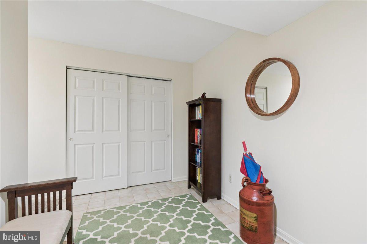 ROCKFLEET GARDEN - Residential