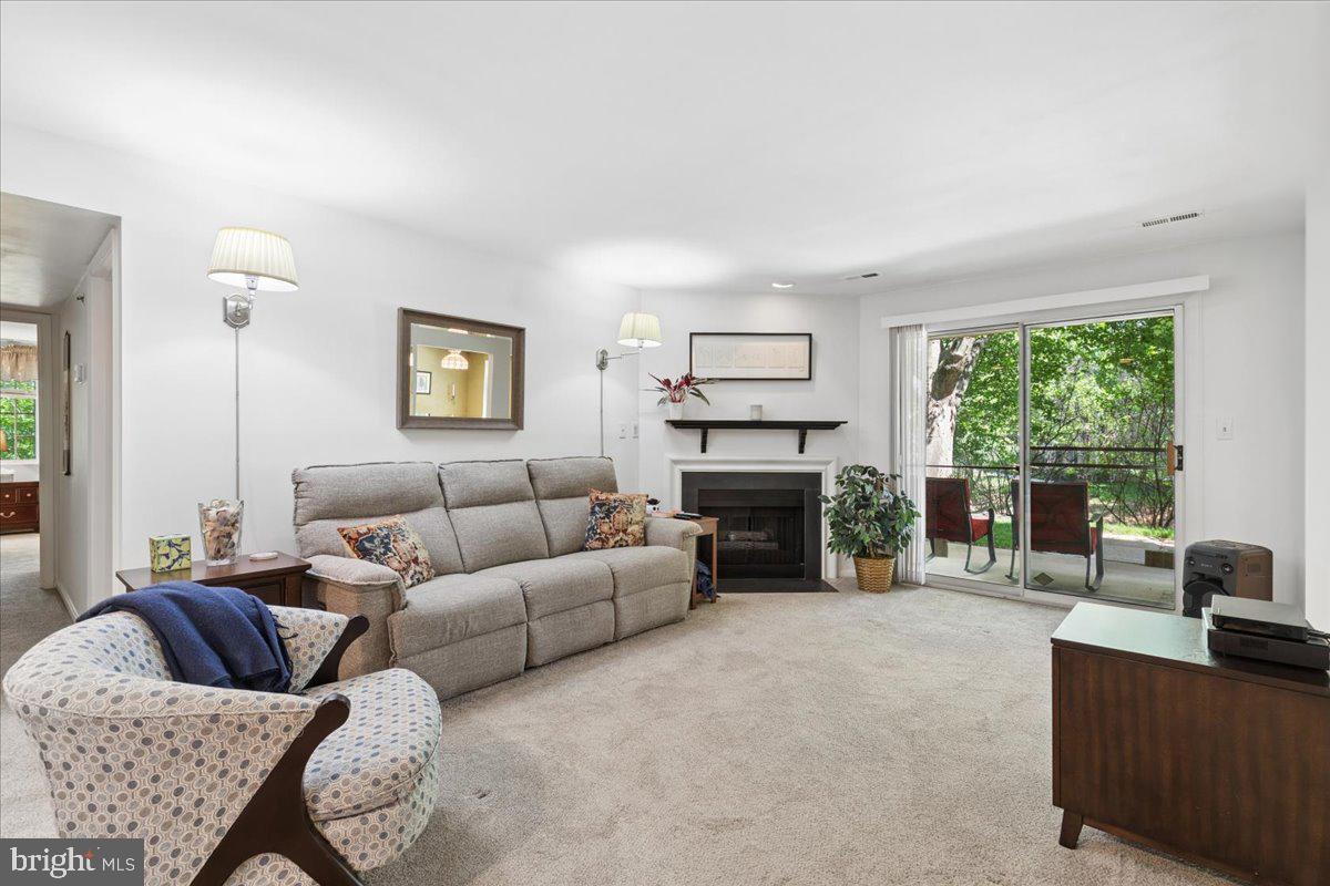 ROCKFLEET GARDEN - Residential