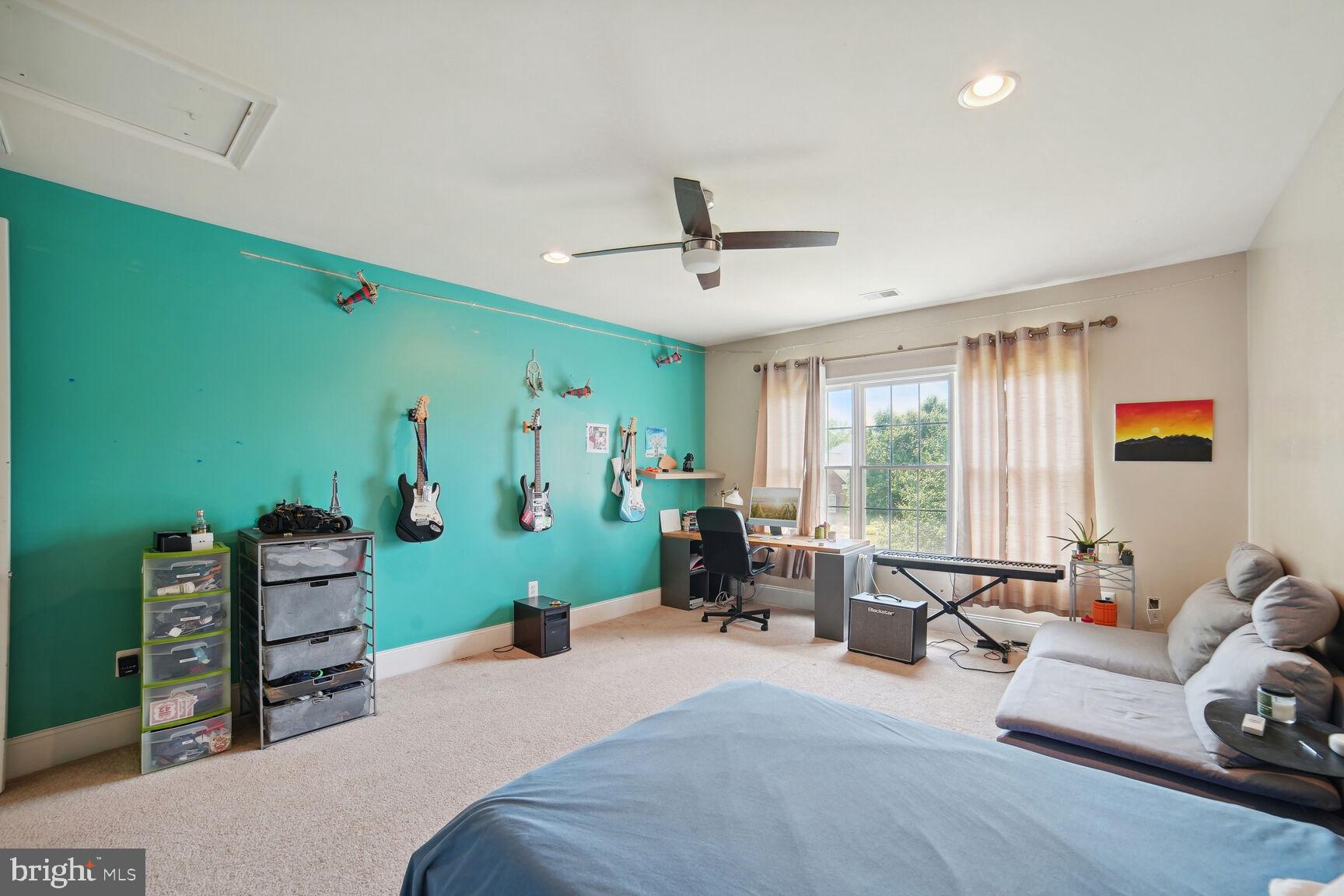 PATUXENT CHASE - Residential