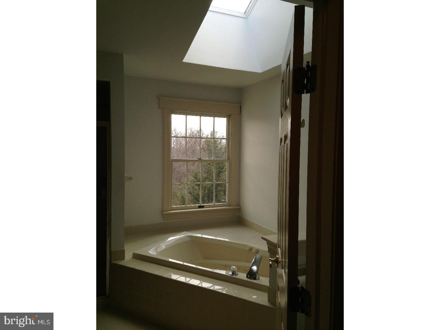 WINDY HILL - Residential