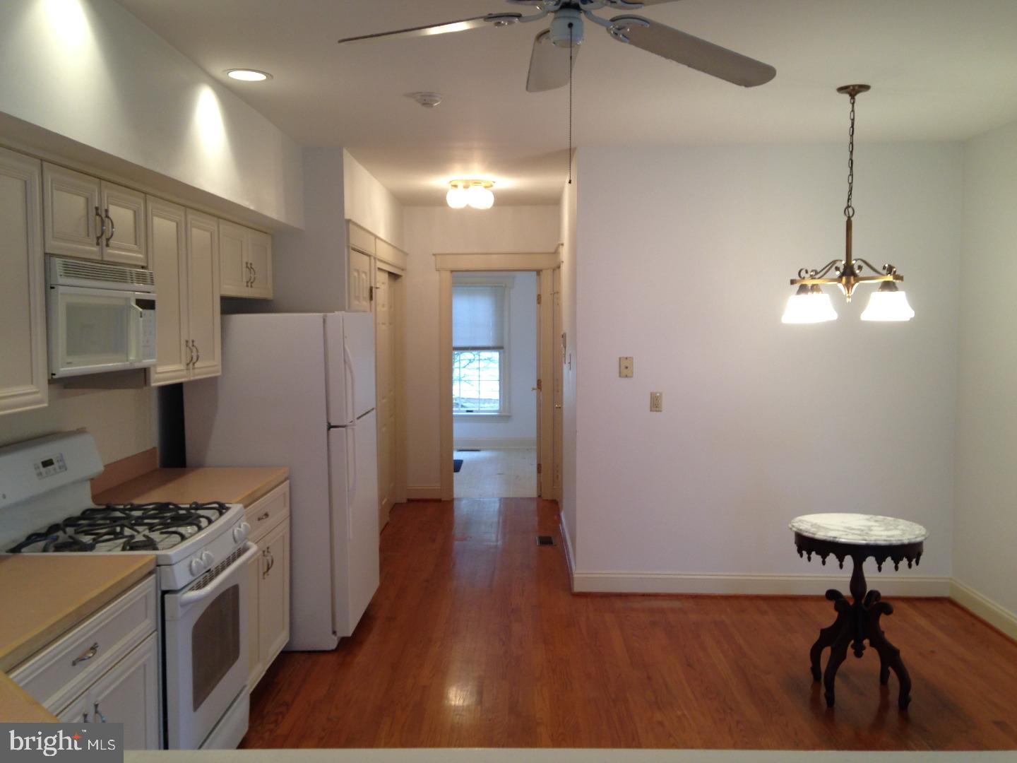 WINDY HILL - Residential